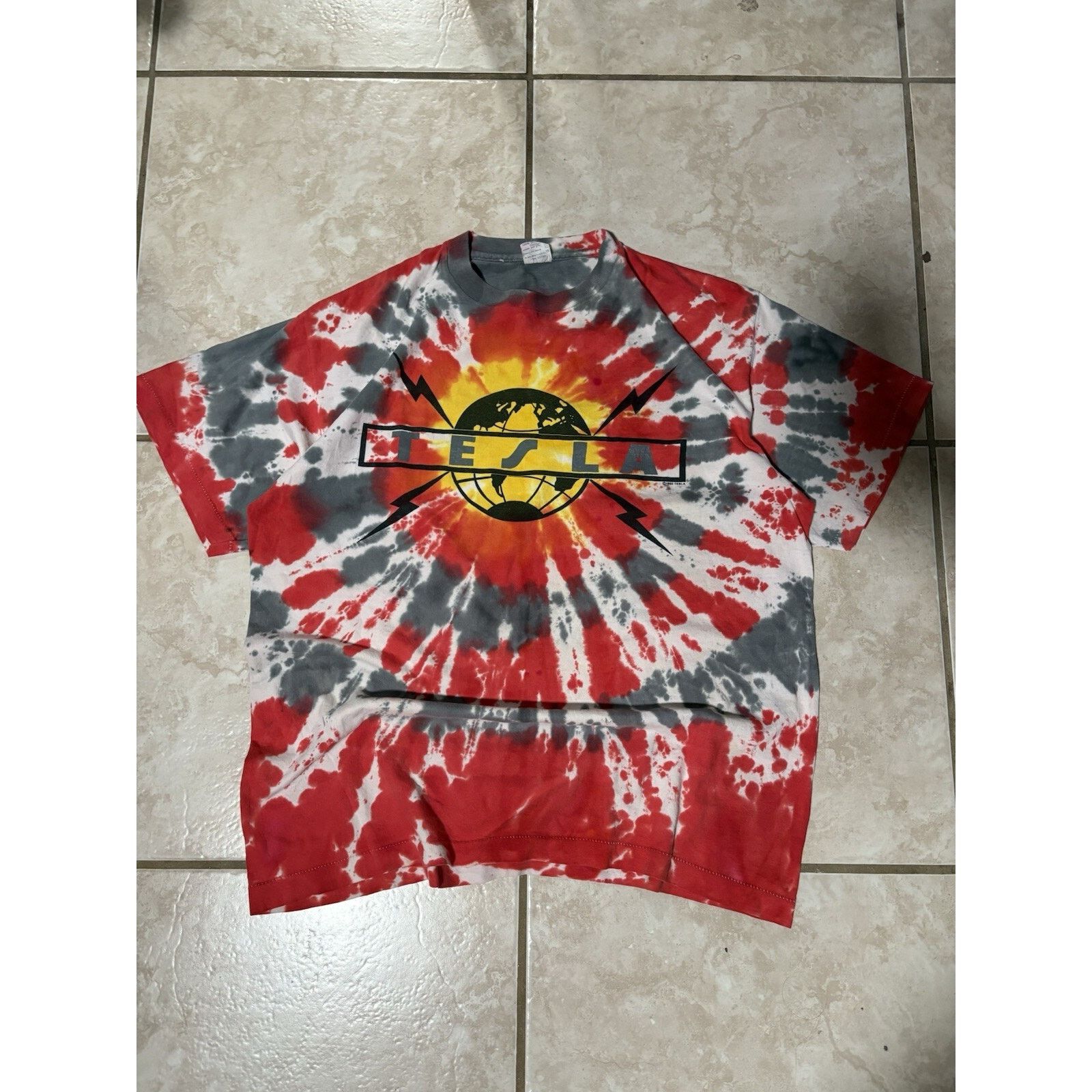 Vintage Vintage 1992 Tesla Rock Band t-shirt - Tie Dye - XL Size US XL / EU 56 / 4 - 1 Thumbnail