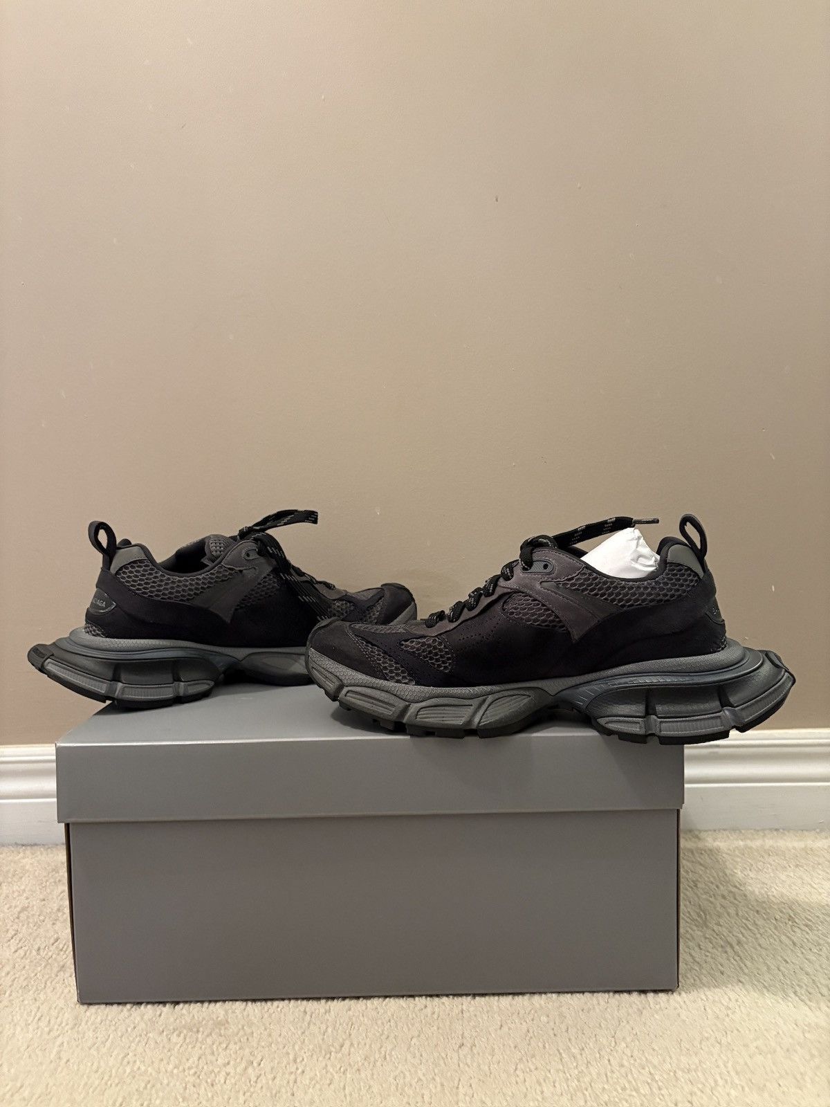 Balenciaga Balenciaga 3XL Size US 9 / EU 42 - 4 Thumbnail