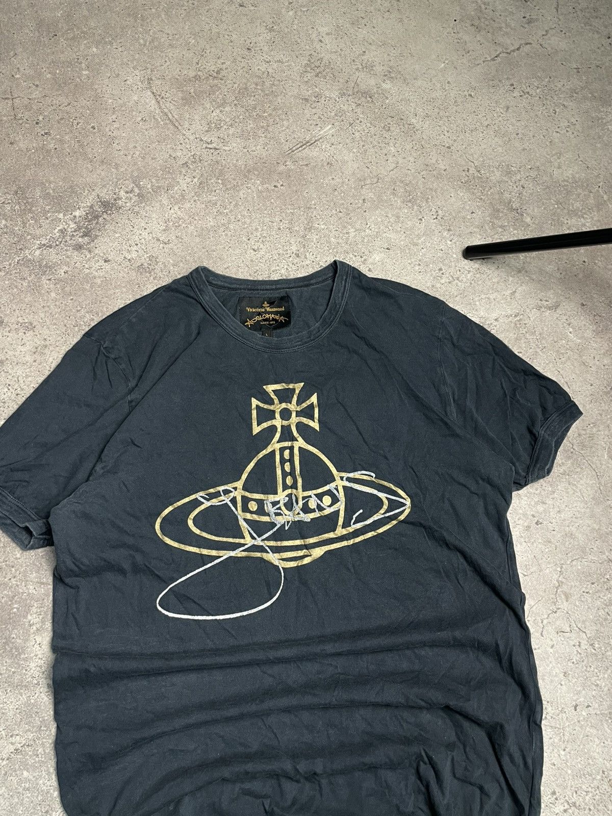Vivienne Westwood Vivienne Westwood T-Shirt Big Logo Rare Retro Hype Y2K Size US L / EU 52-54 / 3 - 2 Thumbnail