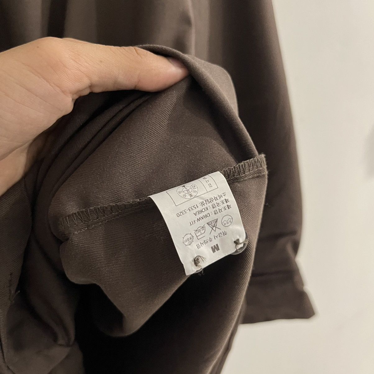 Japanese Brand draw - basic brown hidden button shirt Size US M / EU 48-50 / 2 - 5 Thumbnail