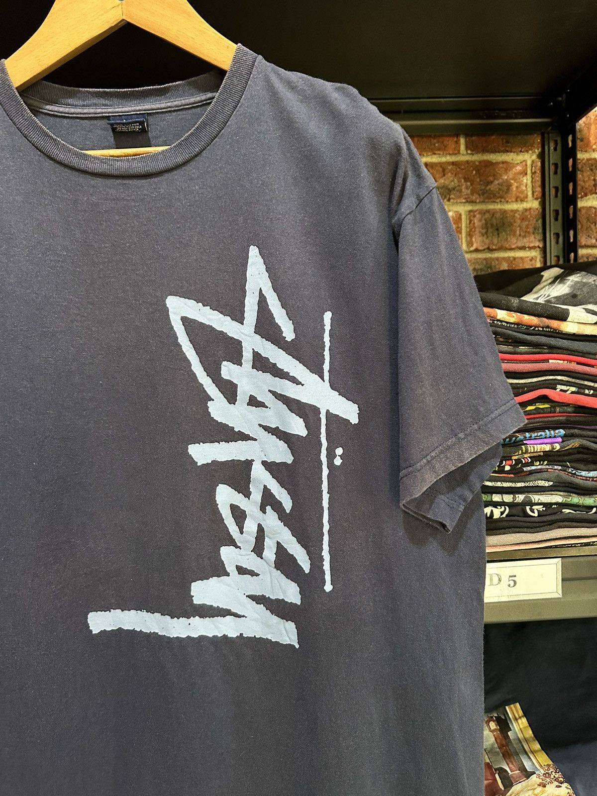 Stussy Vintage Stussy Skateboard Mirror Printed Faded Tee Size US XL / EU 56 / 4 - 2 Thumbnail