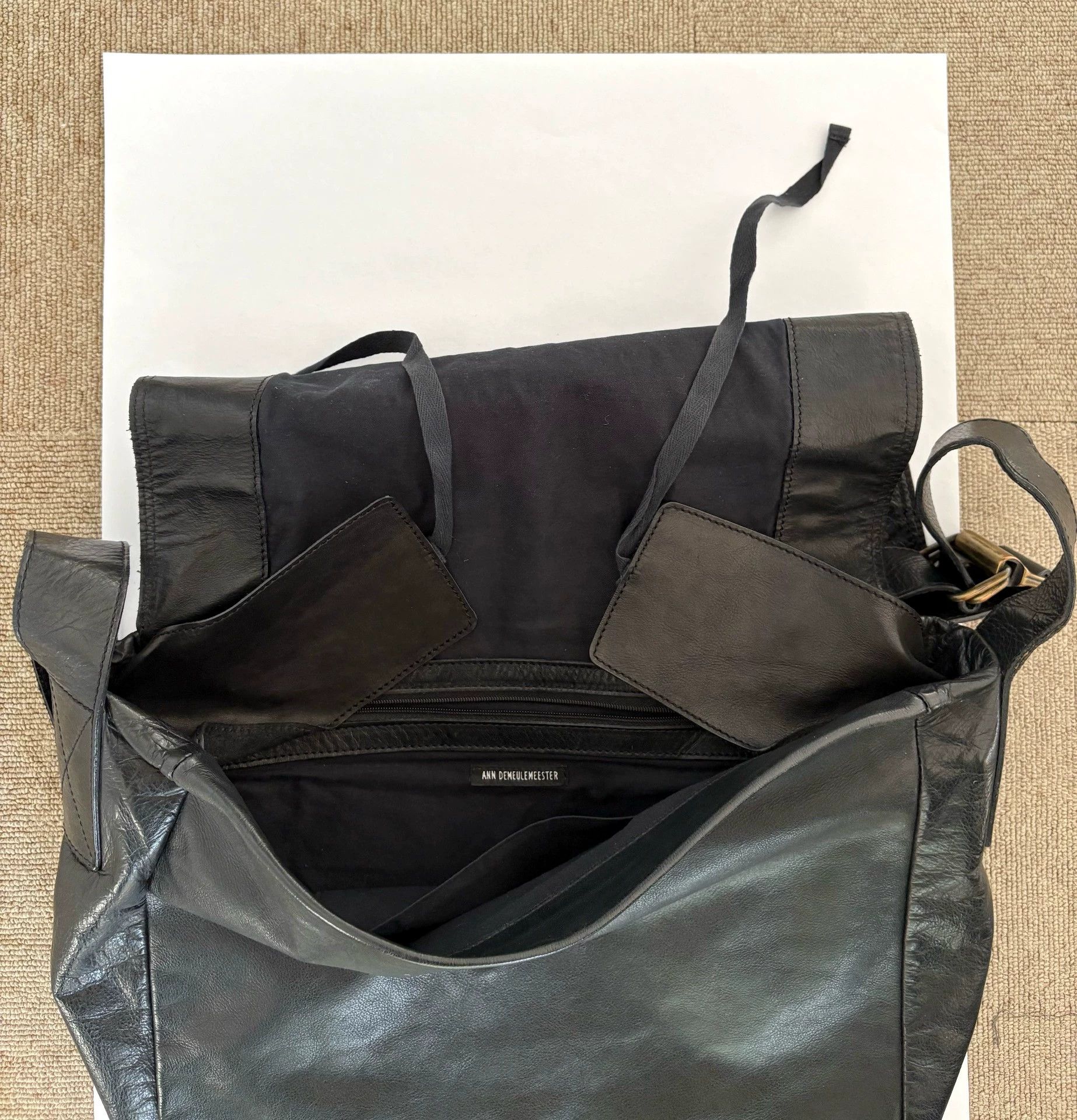 Ann Demeulemeester Ann Demeulemeester Black Leather Messenger Bag Size ONE SIZE - 6 Thumbnail