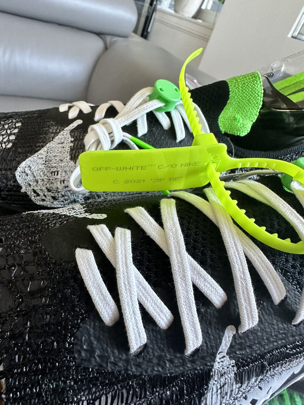 Nike × Off-White Off-White x Nike Air Zoom Tempo Next% Scream Green Size 10 Size US 10 / EU 43 - 6 Thumbnail