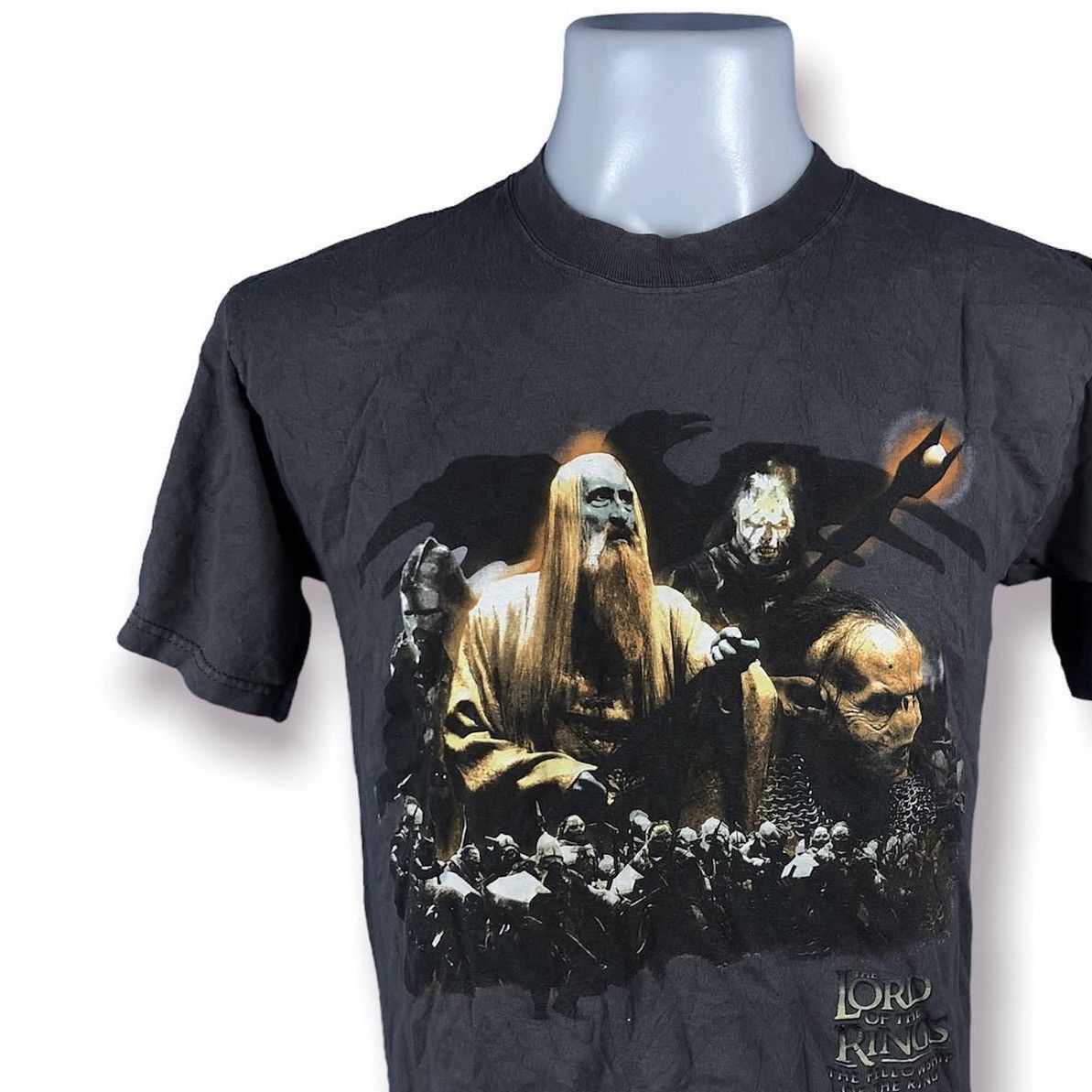 Vintage The Lord Of The Rings Vintage Movie T-Shirt Size US M / EU 48-50 / 2 - 1 Thumbnail
