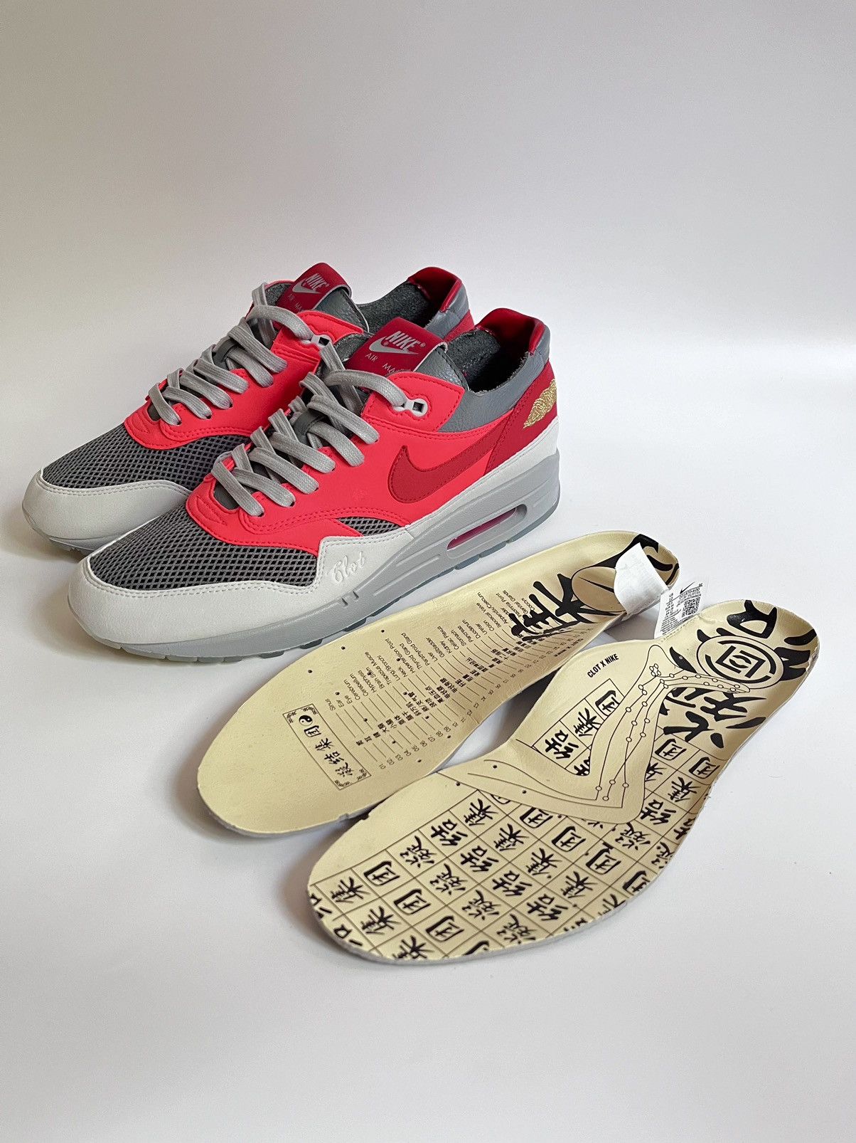 CLOT × Nike Nike Air Max 1 X CLOT “Solar Red” Size US 10 / EU 43 - 8 Thumbnail