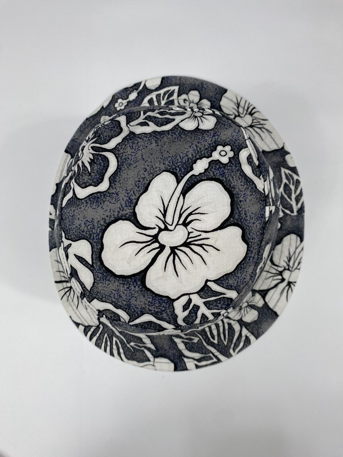 Universal Studios 🔥LASTDROP🔥 Vintage US Orlando Hawaiian Bucket Hat Panama Size ONE SIZE - 4 Thumbnail