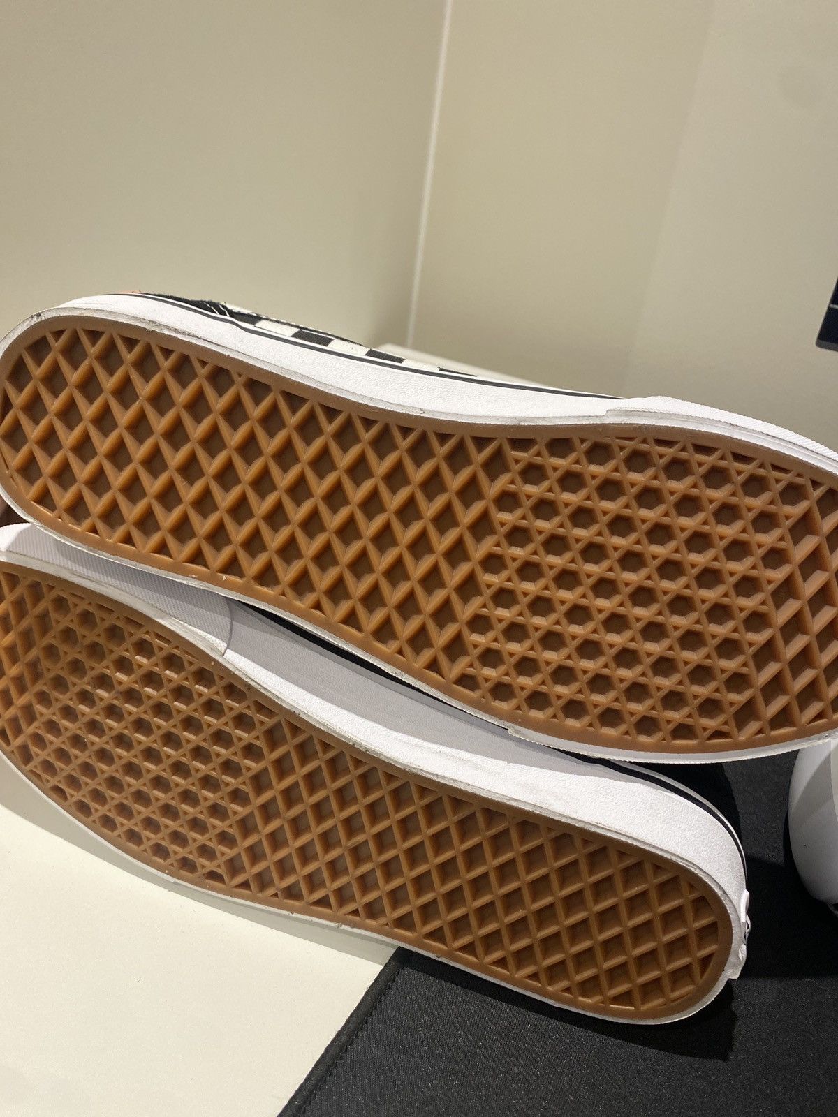 Vans Vans Old Skool Size US 10 / EU 43 - 2 Thumbnail
