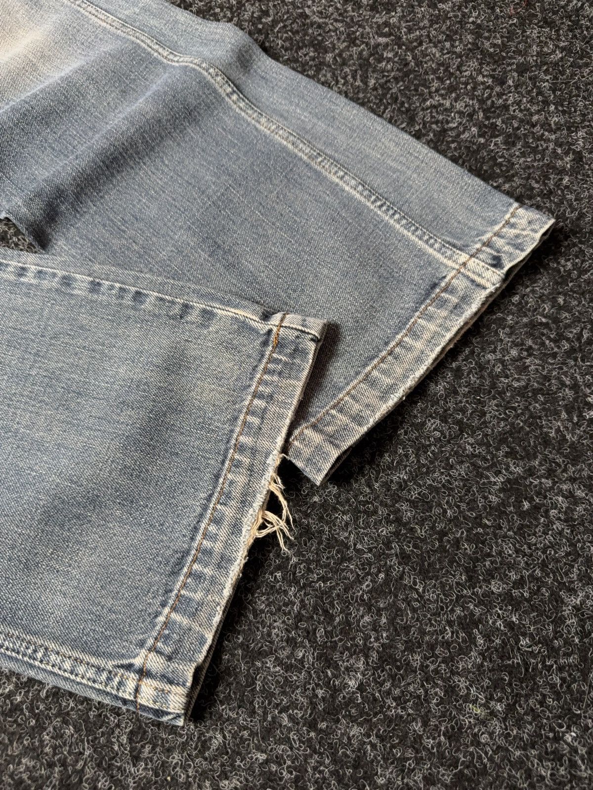 Wrangler Archive 90s Wrangler DAYTON Distressed Faded Bootcut Jeans Size US 32 / EU 48 - 4 Thumbnail