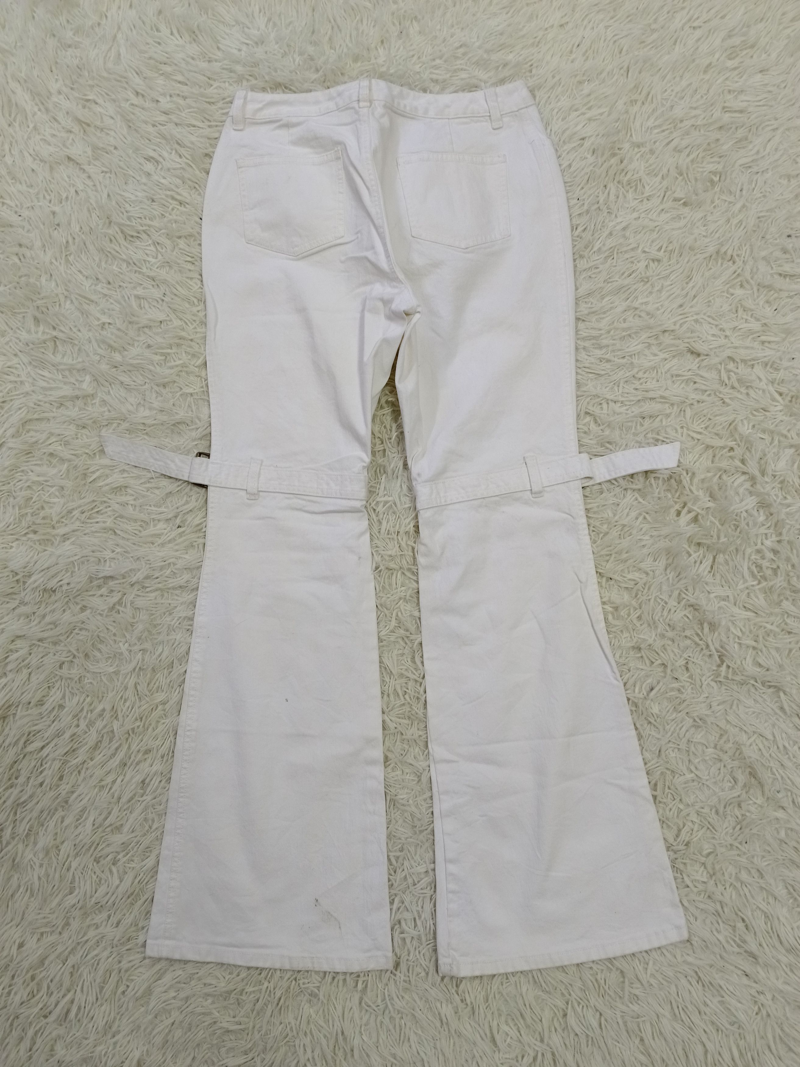 Japanese Brand FLARE INSANE 90s🔥LIVRE CLAIRE BONDAGE Size US 28 / EU 44 - 2 Thumbnail