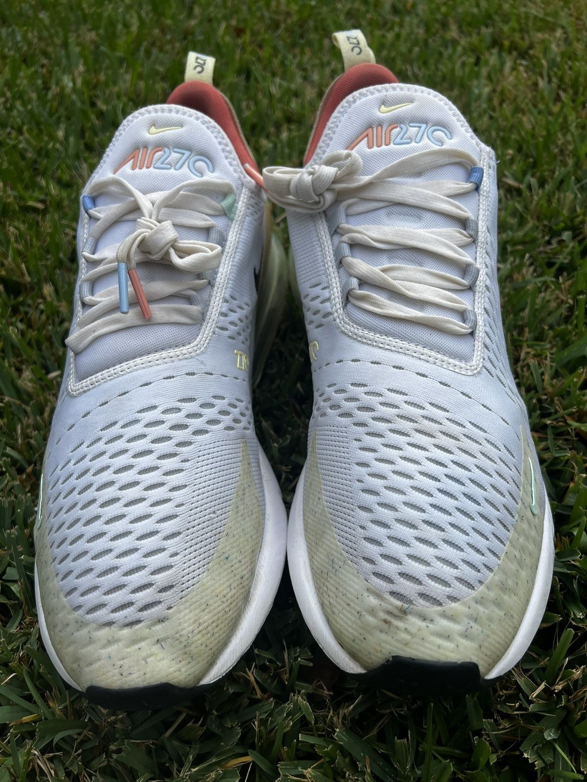 Nike CLEAN Nike Air Max 270 Sanddrift size 15 Running shoes Size US 15 / EU 48 - 9 Thumbnail