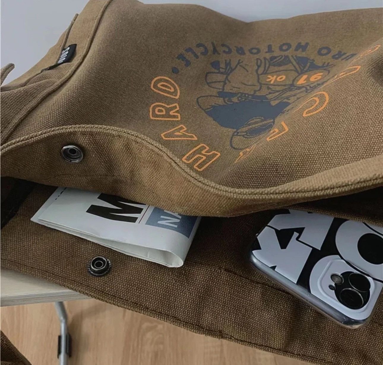 Japanese Brand 90s retro cartoon graphic canvas shoulder bag crossbody y2k Size ONE SIZE - 7 Thumbnail