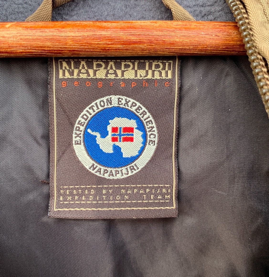 Napapijri NAPAPIJRI GEOGRAPHIC RAINFOREST ANORAK NYLON JACKET BROWN Size US XL / EU 56 / 4 - 18 Thumbnail