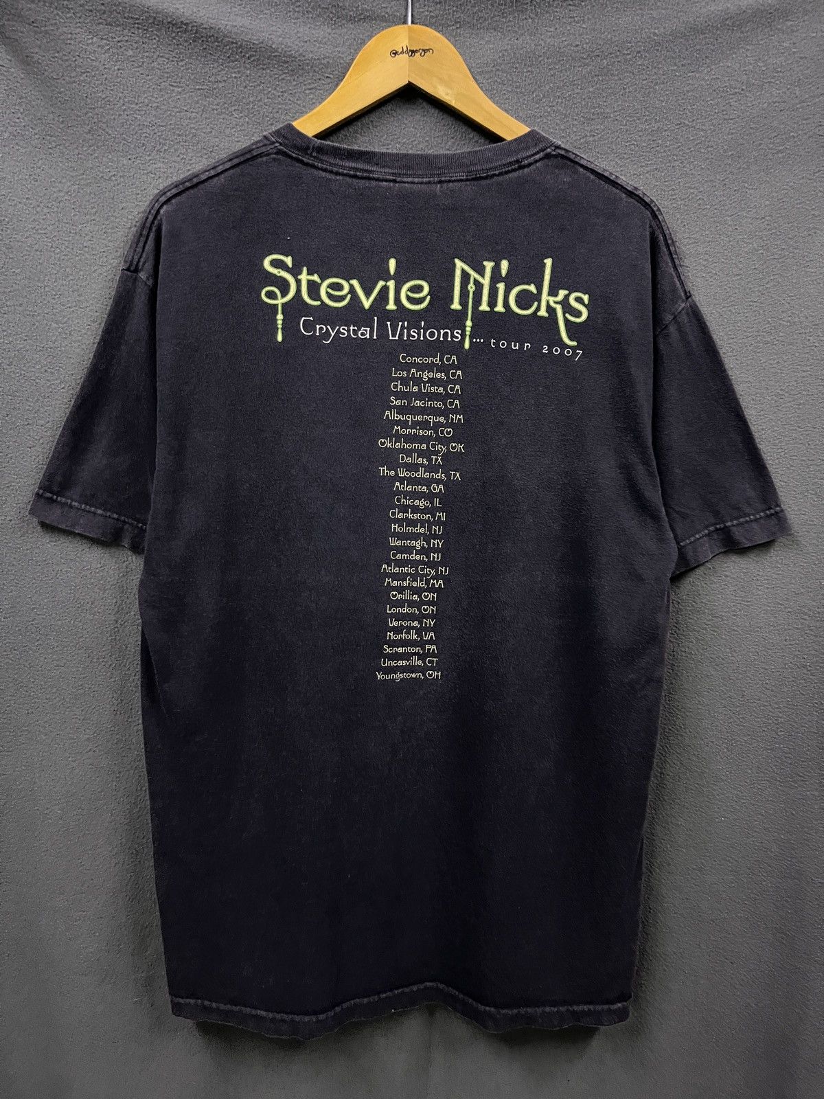 Vintage VINTAGE 2007 STEVIE NICKS SOLO SINGER TRIPLE A TAG TSHIRT Size US L / EU 52-54 / 3 - 4 Thumbnail