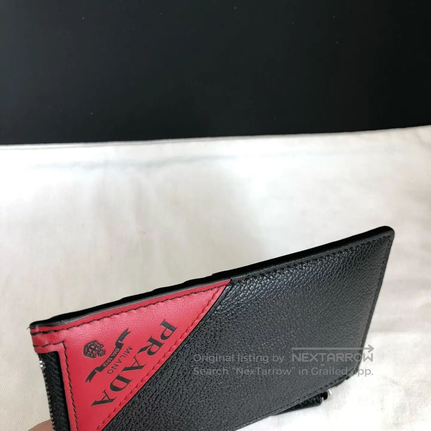 Prada Prada Classic Black Red Zip Card Case. Size ONE SIZE - 4 Thumbnail