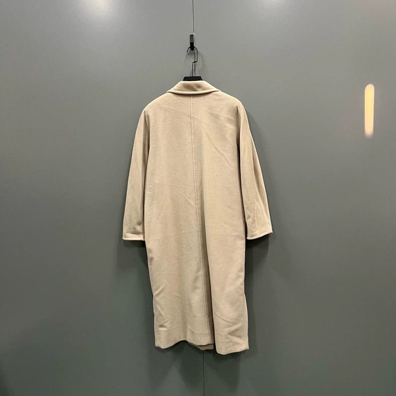 Max Mara Max Mara Coat Size M / US 6-8 / IT 42-44 - 2 Thumbnail