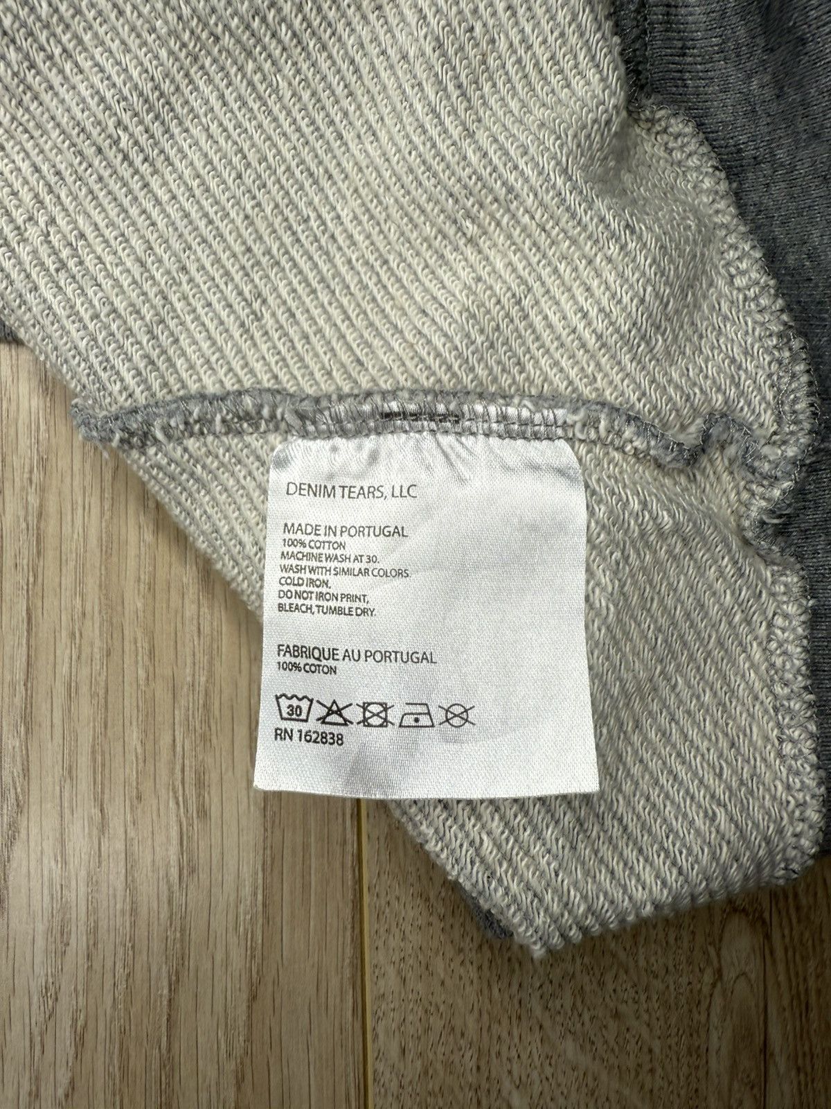 DENIM TEARS Denim Tears Cotton Wreath Hoodie – Grey – Size M – Authentic Size US M / EU 48-50 / 2 - 5 Thumbnail