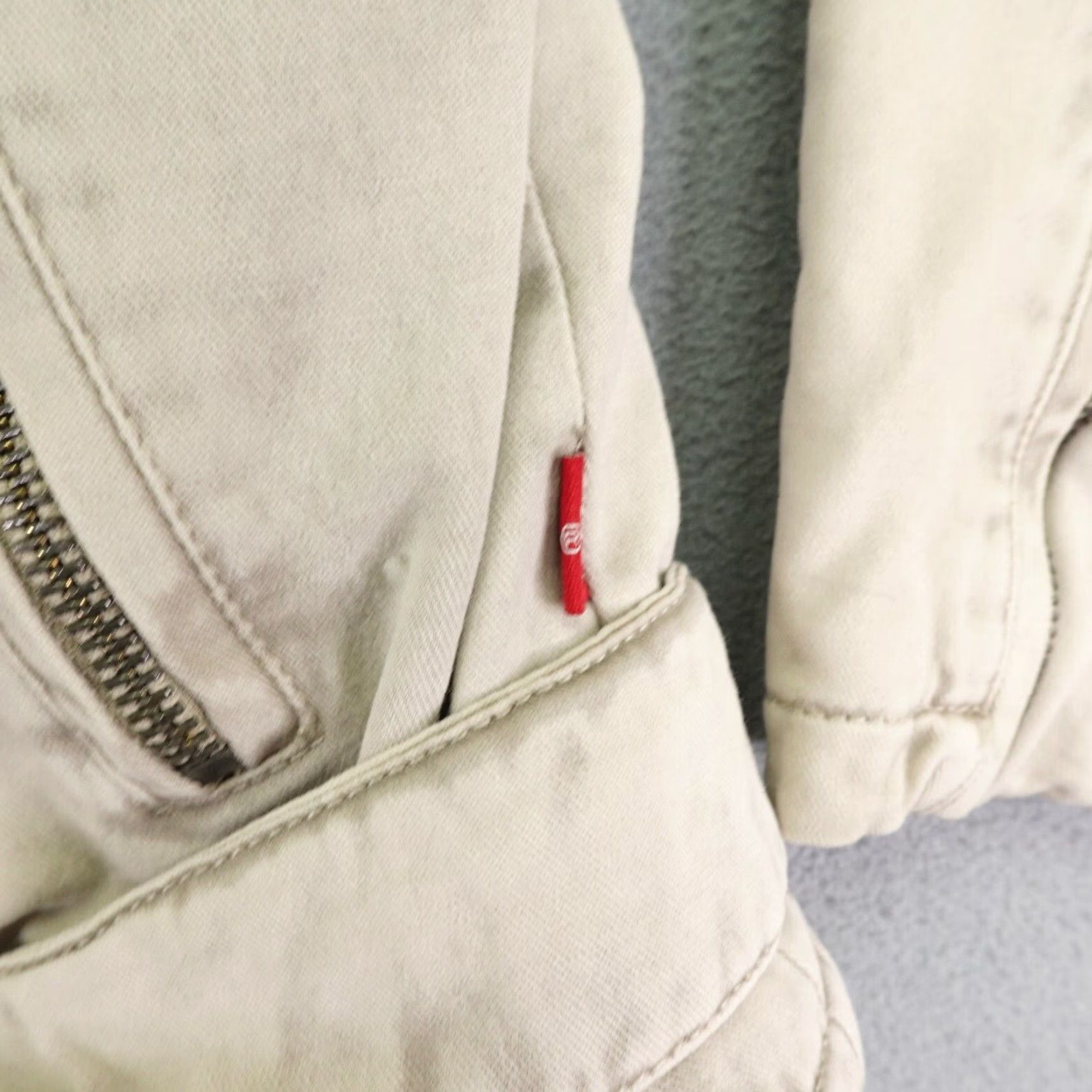 Levi's Levi's Jacket Womens M Beige Cotton Canvas Long Sleeve Zip Basic Jacket Outdoor Casual Travel Workwear Lined Pockets Belted Logo Zipper Size M / US 6-8 / IT 42-44 - 7 Thumbnail