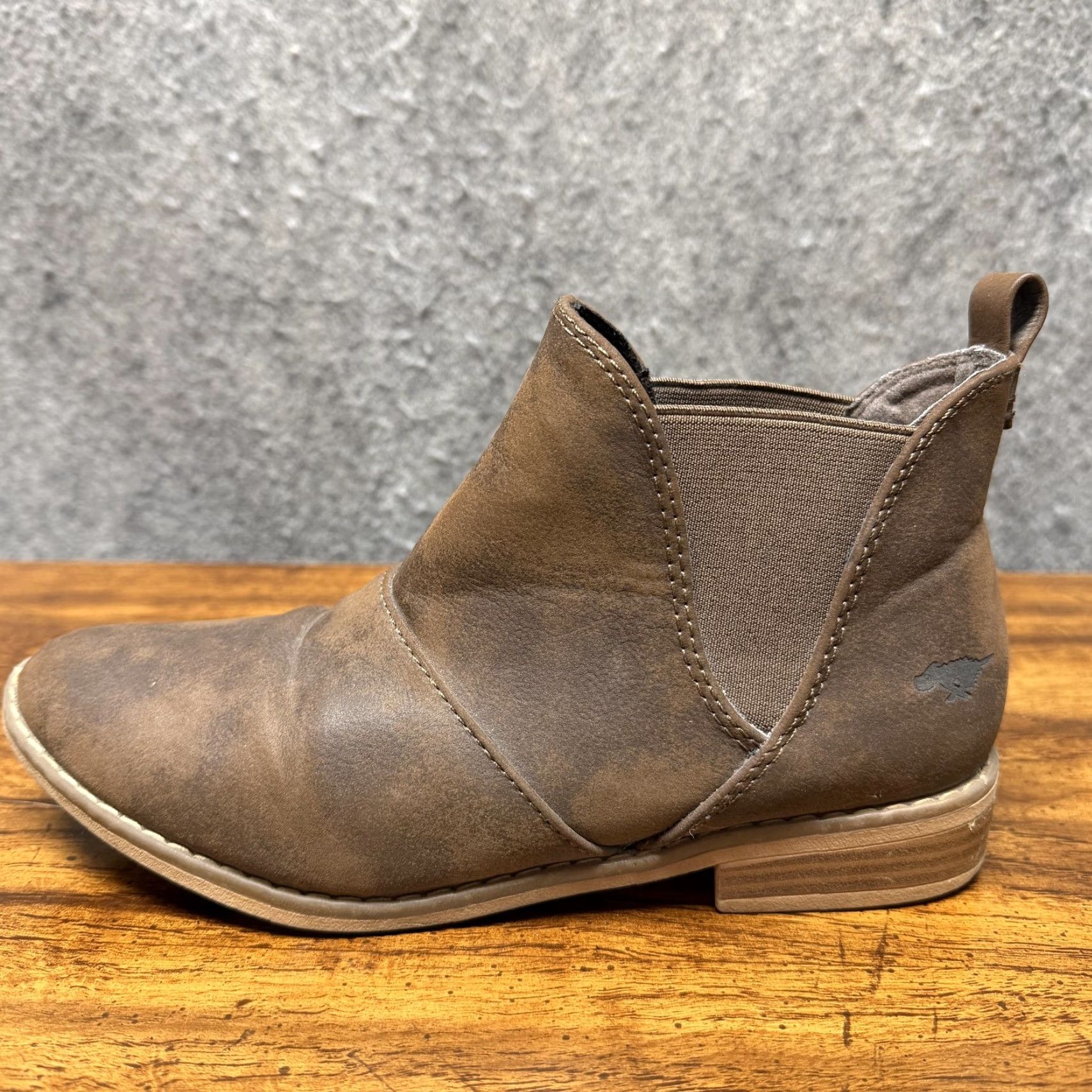 Vintage Rocket Dog Boots Womens Chelsea Ankle Booties Brown 7.5 US 7.5 UK 5 EU 38 Low Heel Elastic Gore Casual 1-2 in Womens Shoes Size US 5 / IT 35 - 4 Thumbnail