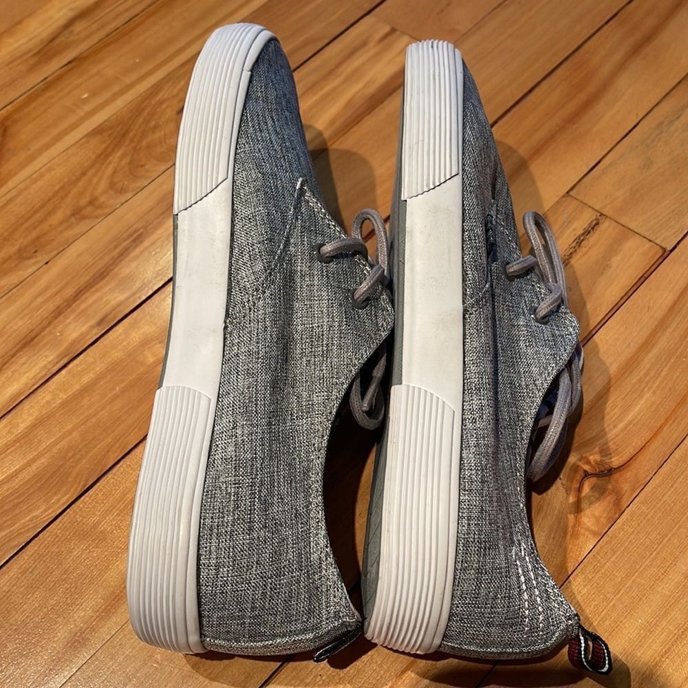 Ben Sherman Ben Sherman heather gray canvas white sidewall tie sneakers Size US 7 / EU 40 - 7 Thumbnail