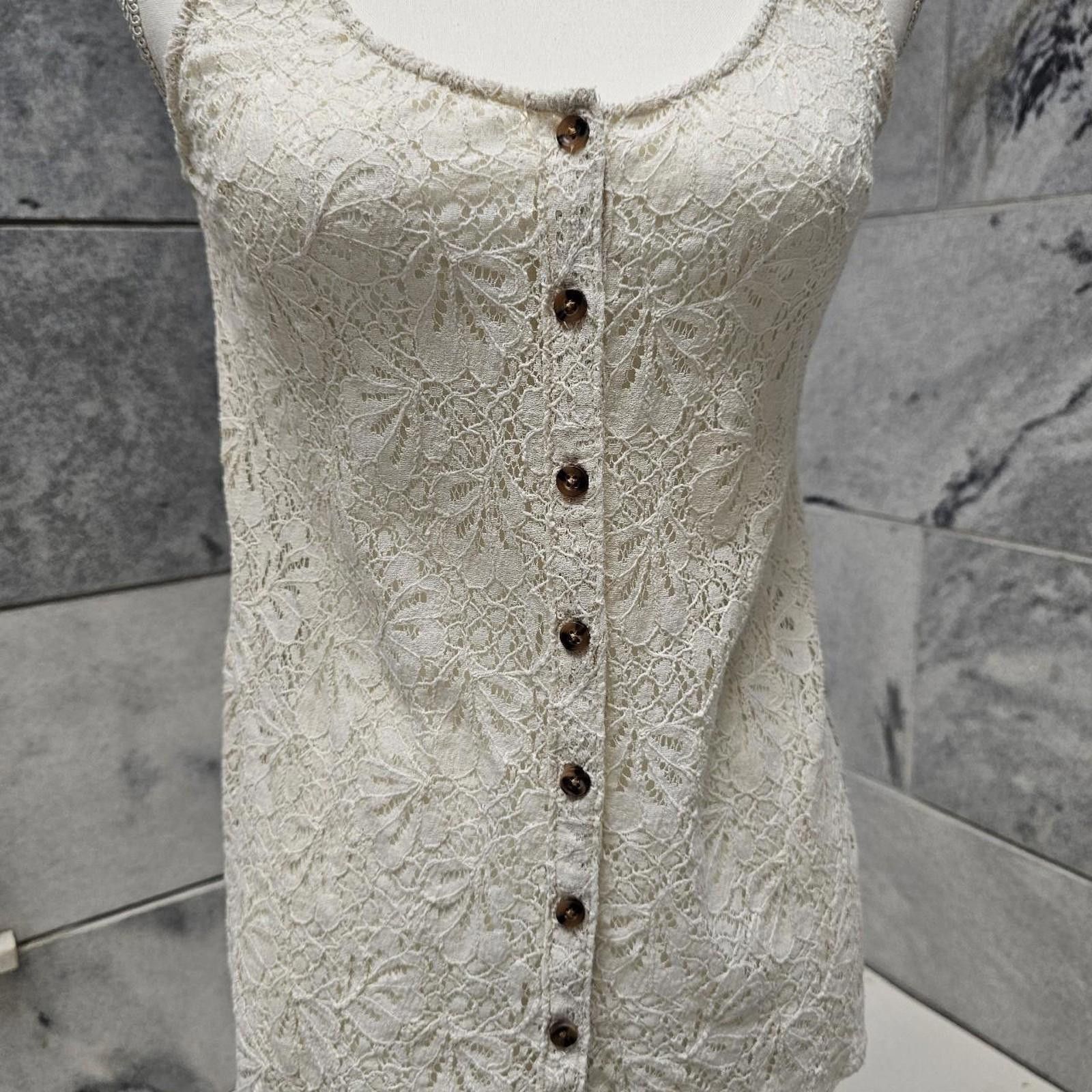 Volcom Volcom Women's Cream Lace Button Front Top Size XS / US 0-2 / IT 36-38 - 7 Thumbnail