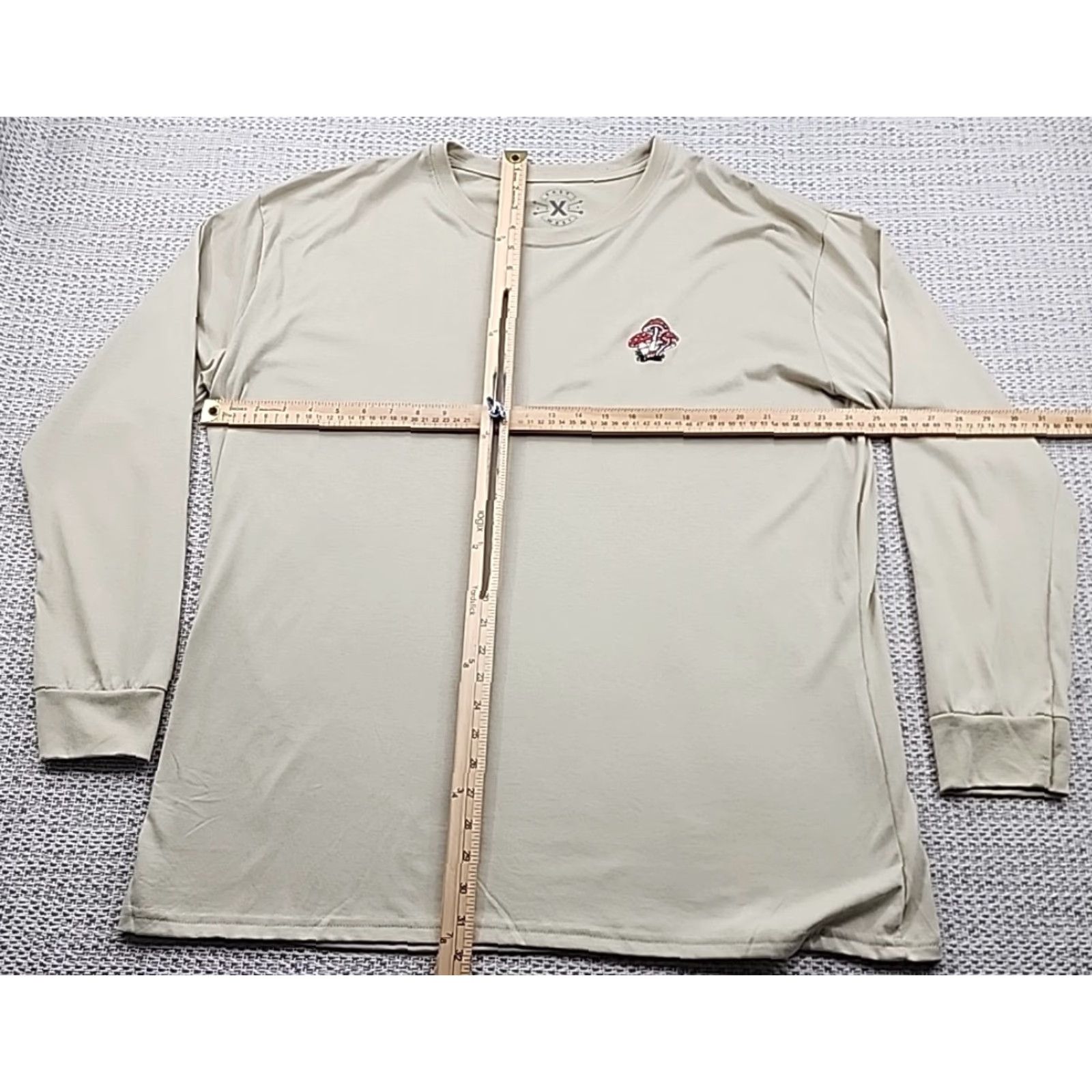 Vintage VINTAGE East West Mushroom Tee Long Sleeve Mens 2XL XXL Beige Cotton Blend Knit Embroidered Logo Beach California Grunge Hip Hop Rock Shirt Men Size US XXL / EU 58 / 5 - 7 Thumbnail