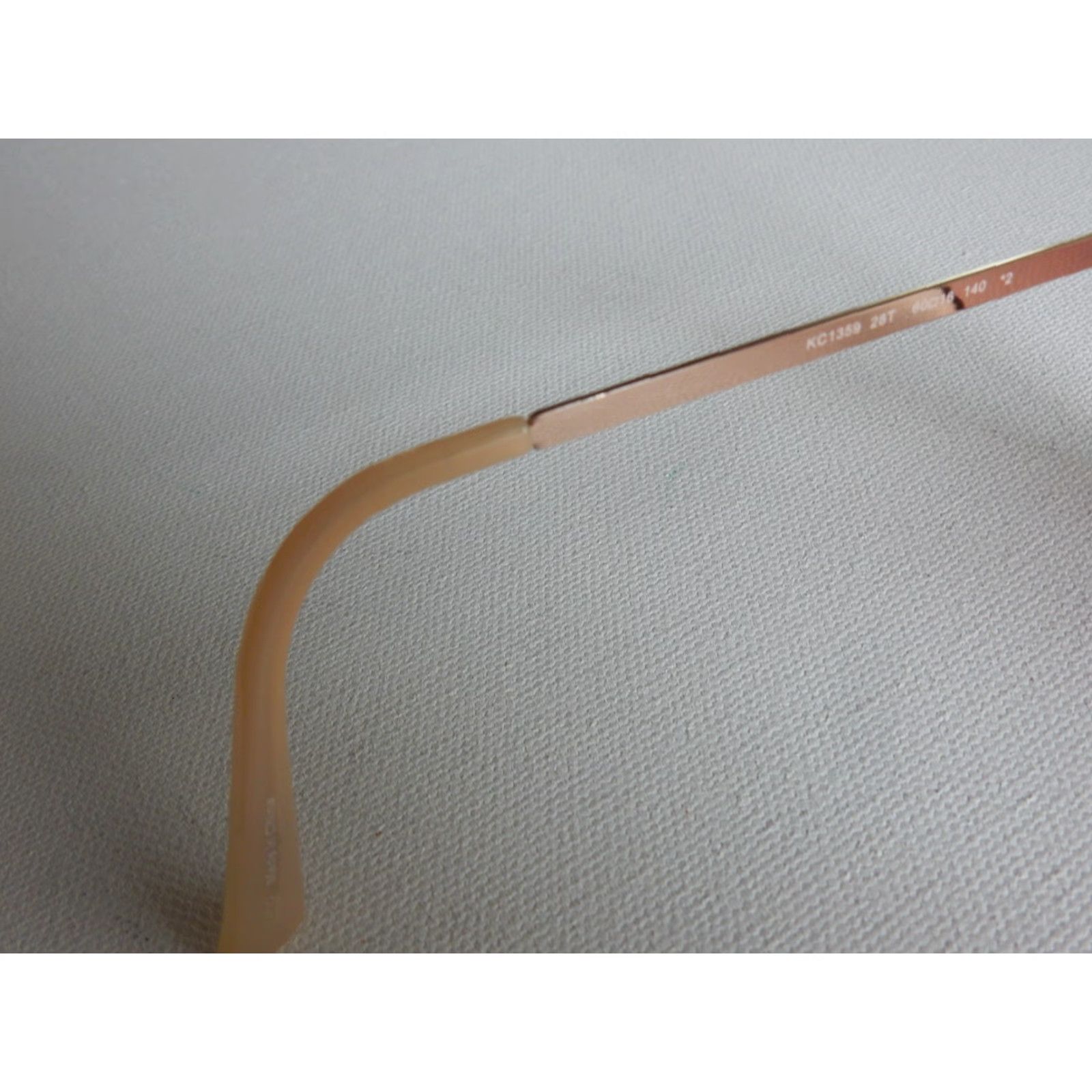 Kenneth Cole VINTAGE Kenneth Cole Sunglasses Women Gold Small Scratched Lenses 80s Size ONE SIZE - 6 Thumbnail