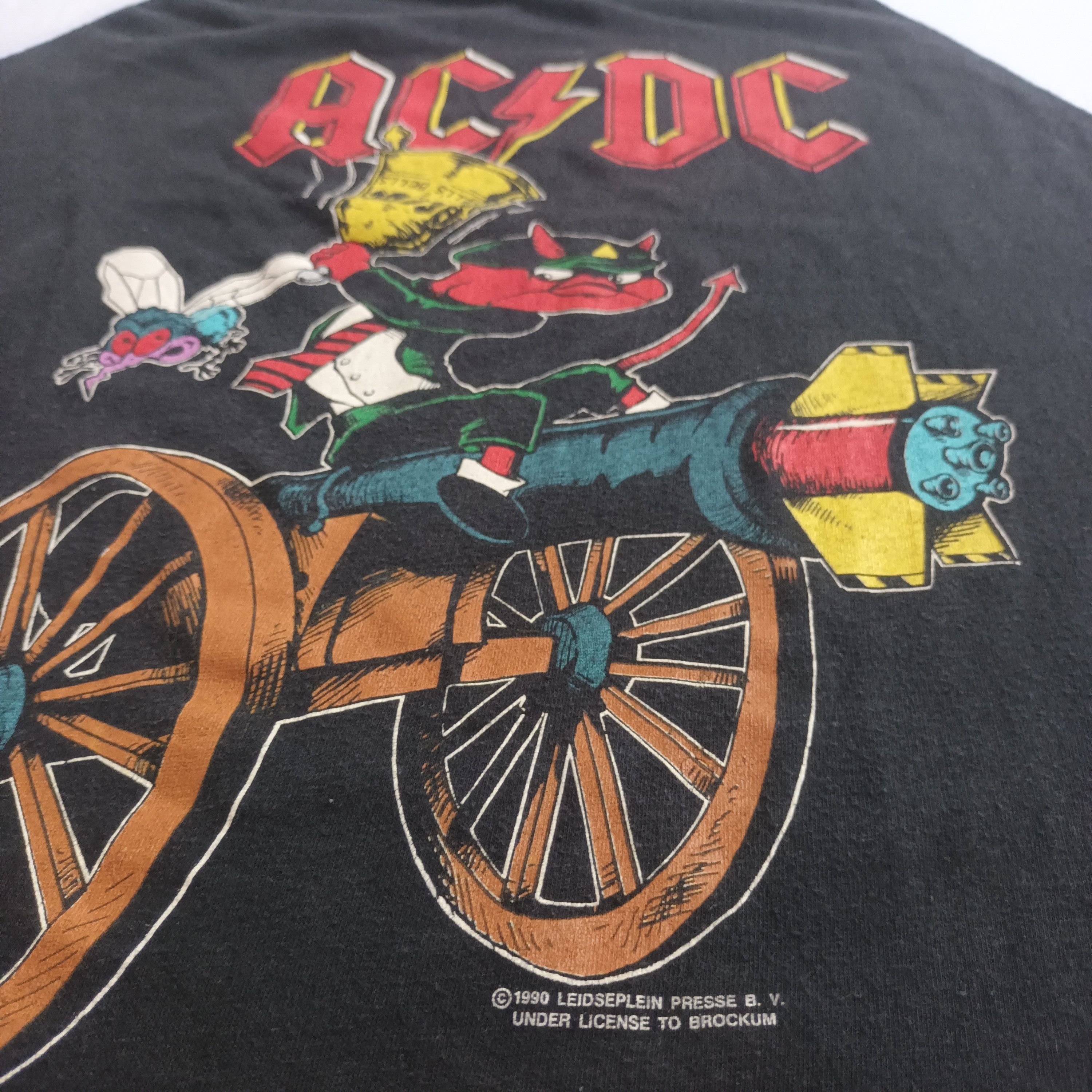 AC/DC Vintage t shirt ACDC HELL'S BELLS 1990 ragland tour tshirt. Size US L / EU 52-54 / 3 - 4 Thumbnail