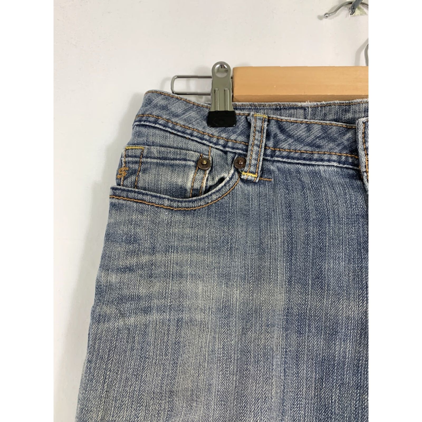 Vintage Seven7 Womens Size 30 Light Wash Flare Low Rise Jeans 33 Inseam Denim Blue Shirts? Size 30" / US 8 / IT 44 - 4 Thumbnail