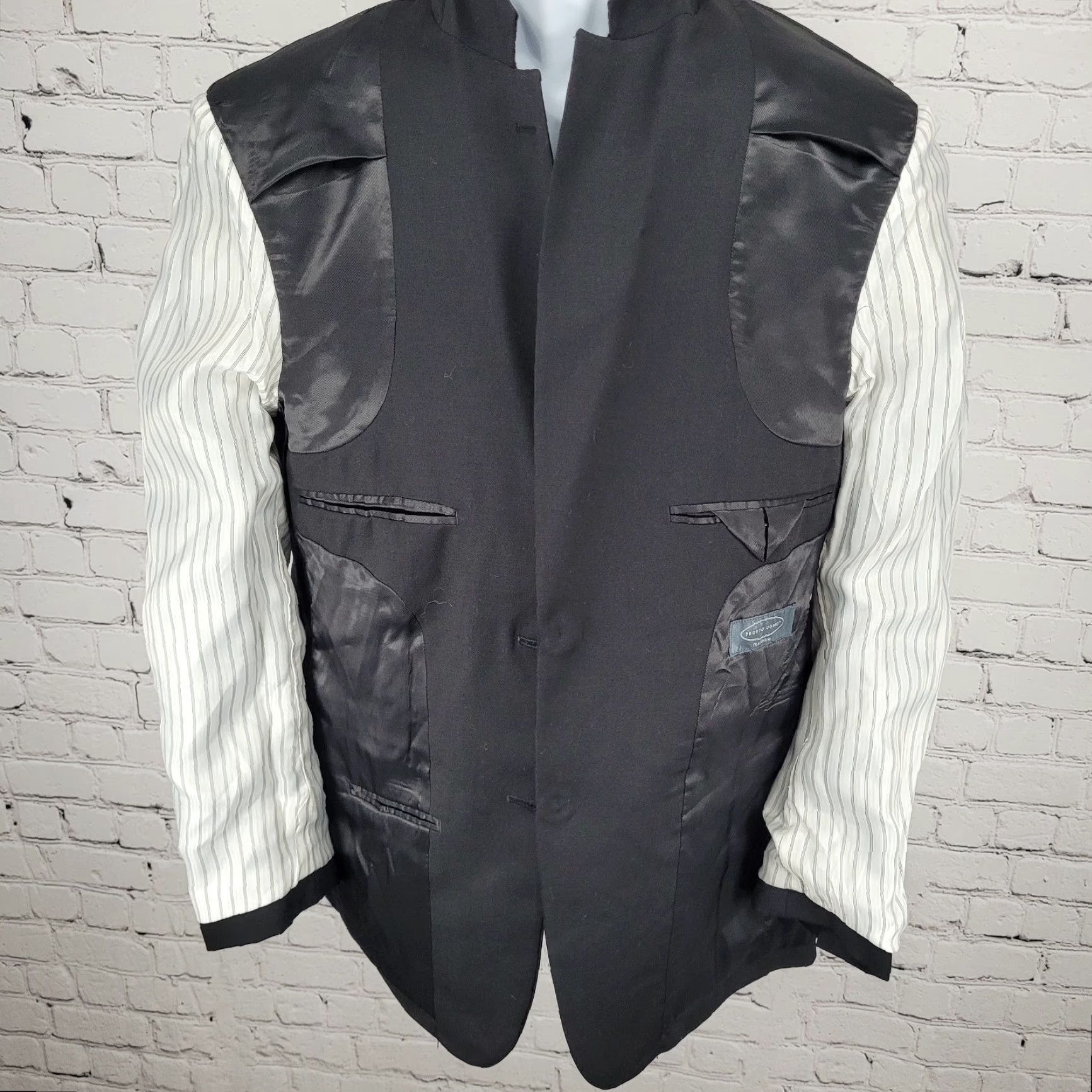 Pronto Uomo Pronto Uomo Platinum Black 100% Wool 2 Button Notch Vented Blazer Size 38R Size 38R - 5 Thumbnail