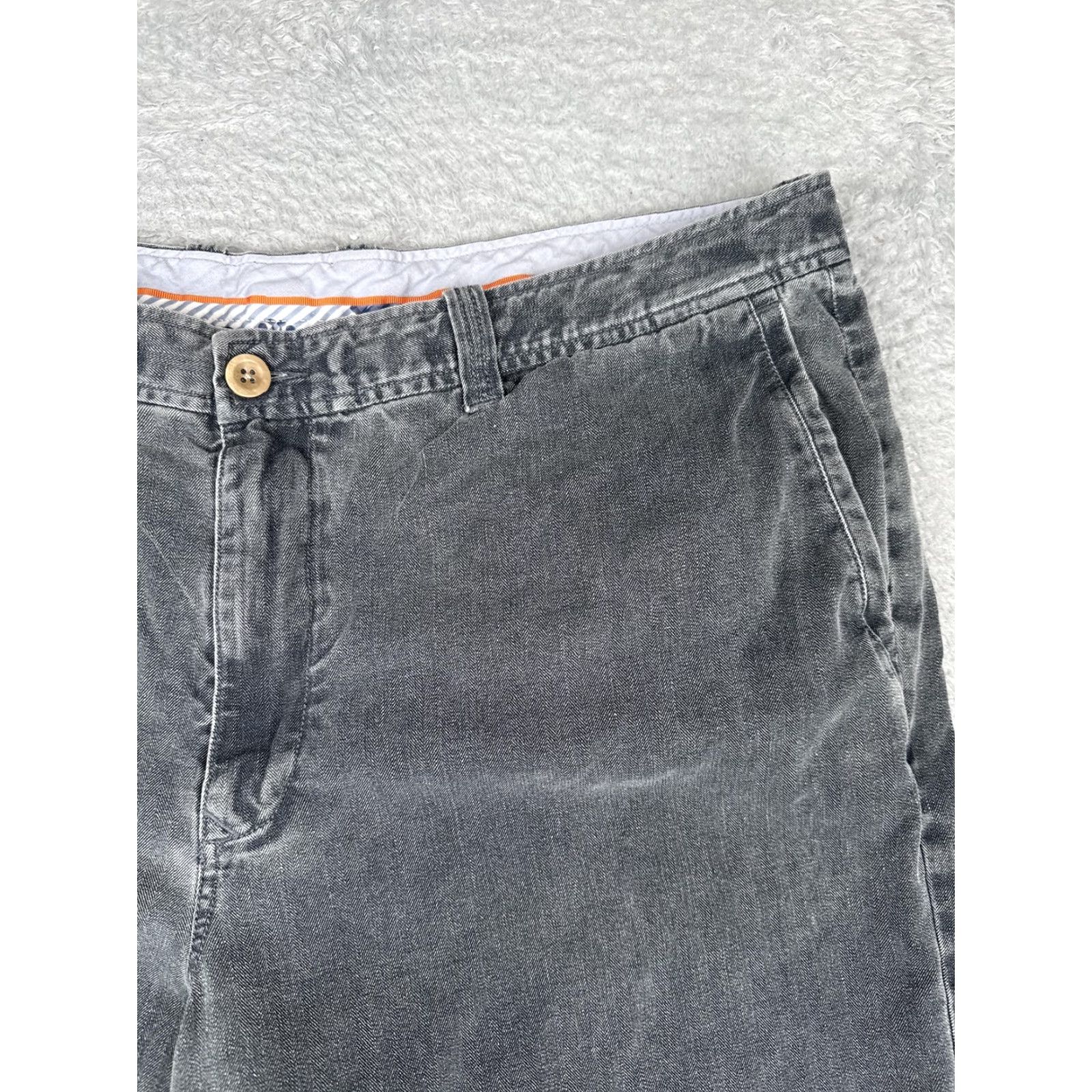 Tommy Bahama Tommy Bahama Shorts Mens 40 Gray Silk Cotton Herringbone Flat Front Casual Chino Size US 40 / EU 56 - 5 Thumbnail
