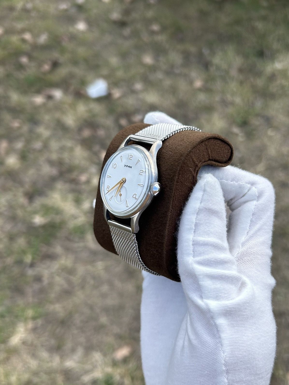 Vintage Vintage Watch Uran USSR Soviet Mechanical Retro 1970s Size ONE SIZE - 7 Thumbnail