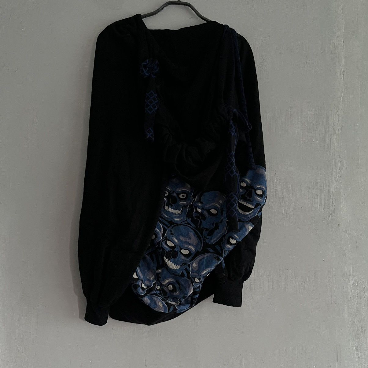 Bernhard Willhelm RARE AW10 Bernhard Willhelm Skull pile Asymmetrical Hoodie Size S / US 4 / IT 40 - 5 Thumbnail