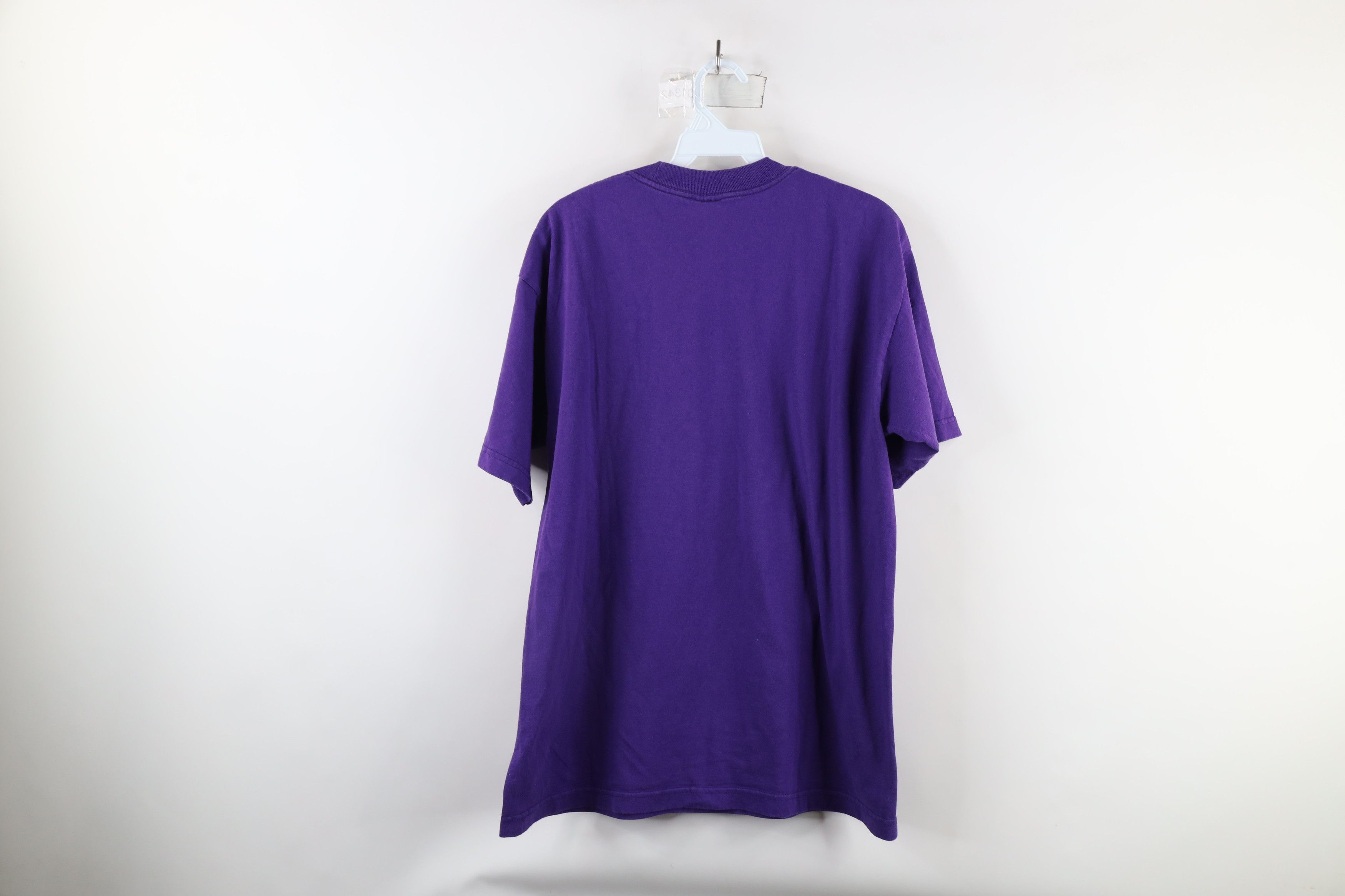 Vintage Vintage 90s Streetwear Spell Out West Virginia T-Shirt USA Size US L / EU 52-54 / 3 - 8 Thumbnail