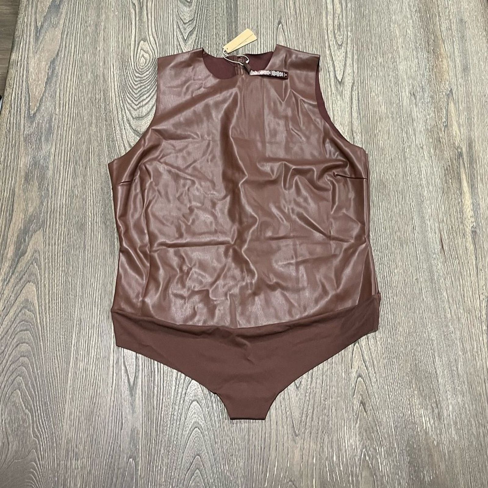 SKIMS NWT Skims Faux Leather Crew Neck Bodysuit Cut Cocoa 3X Size 3XL / US 20-22 - 1 Thumbnail