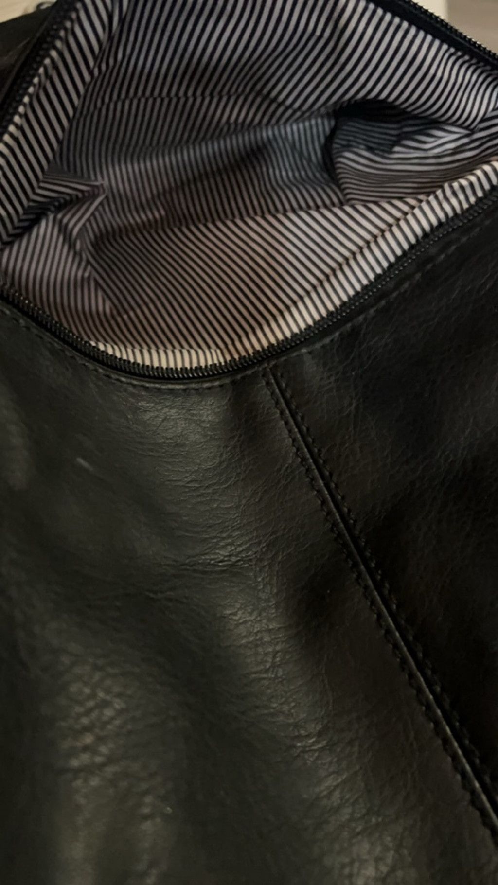The Unbranded Brand Women's Unbranded Black Crossbody Bag One with Gold Accents Size ONE SIZE - 5 Thumbnail
