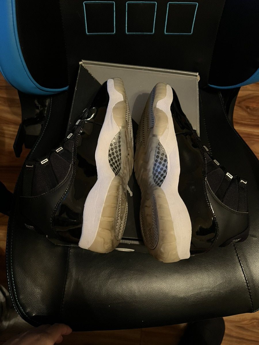 Jordan Brand × Nike Jordan 11 Jubilee (WMNS) Size US 7.5 / EU 40-41 - 6 Thumbnail