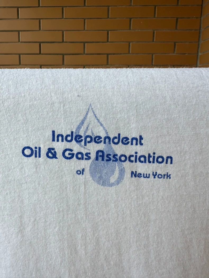 Vintage Vintage T-shirt 90s Independent Oil & Gas Association of Ne Size US XL / EU 56 / 4 - 3 Thumbnail
