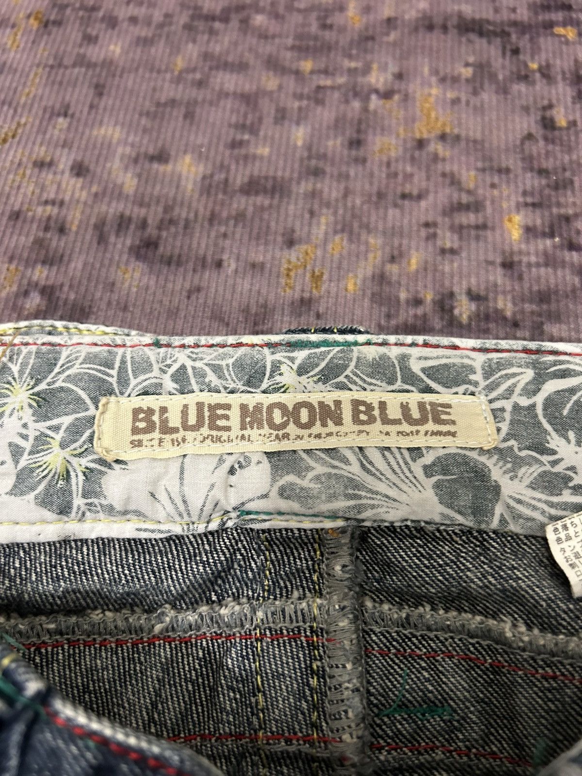 Japanese Brand Blue Moon Blue Buckle Back Flower Jeans Size US 29 - 14 Thumbnail