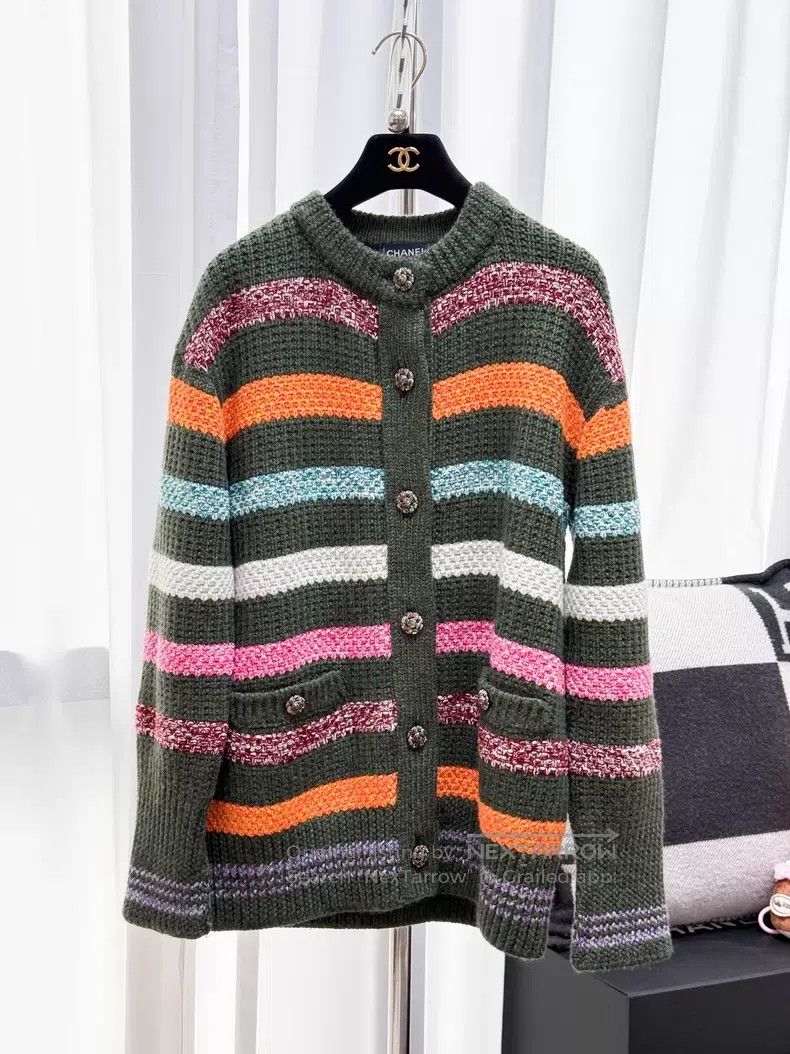Chanel Chanel Knitted cardigan jacket with colorful striped glaze Size XXS / US 00 / IT 34 - 1 Thumbnail