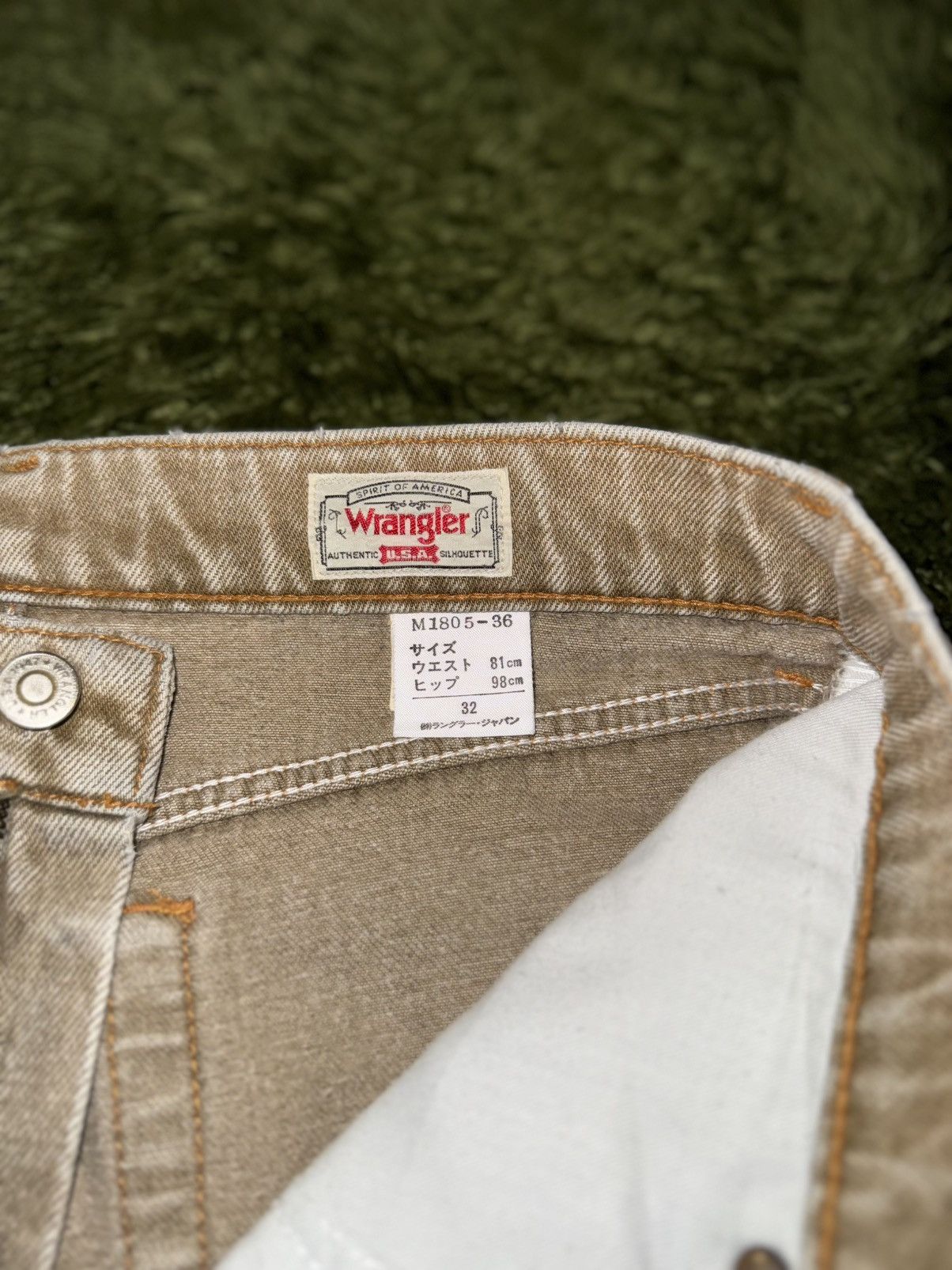 Wrangler [32] 00s Wrangler Japan Vintage Wash Denim Made In Japan Size US 32 / EU 48 - 4 Thumbnail