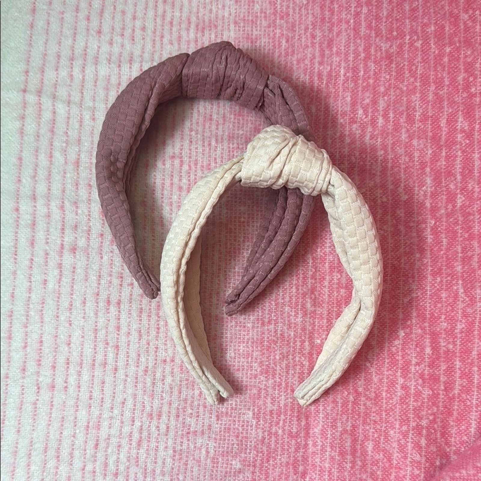 Designer Set of two top knot Textured Pink and Cream Headbands Size ONE SIZE - 1 Preview