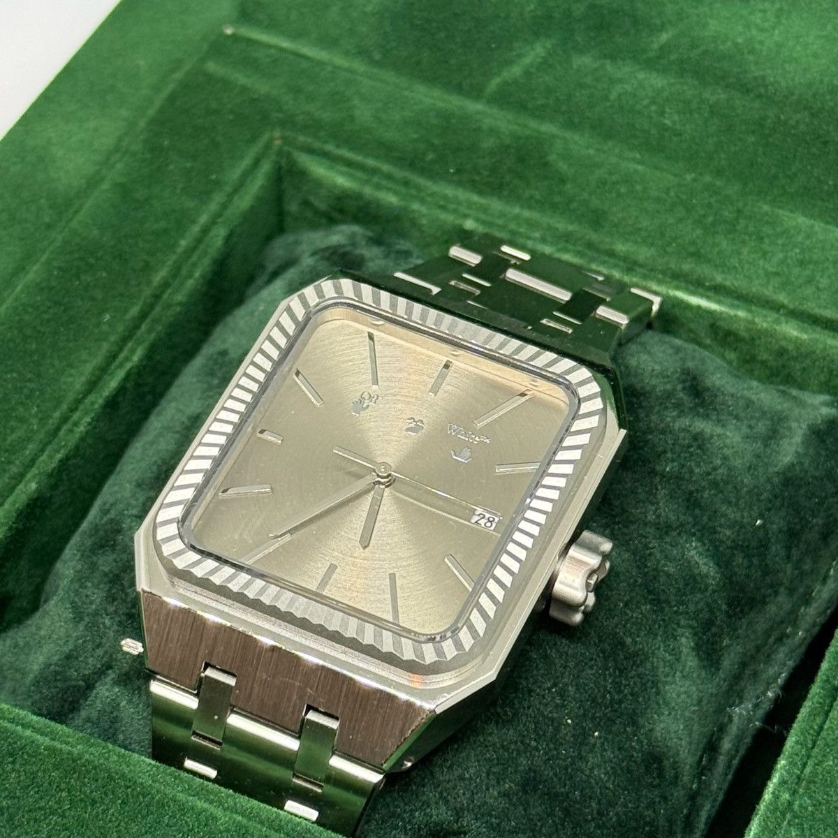 Off-White Off-White Square Frame Automatic Watch Size ONE SIZE - 6 Thumbnail