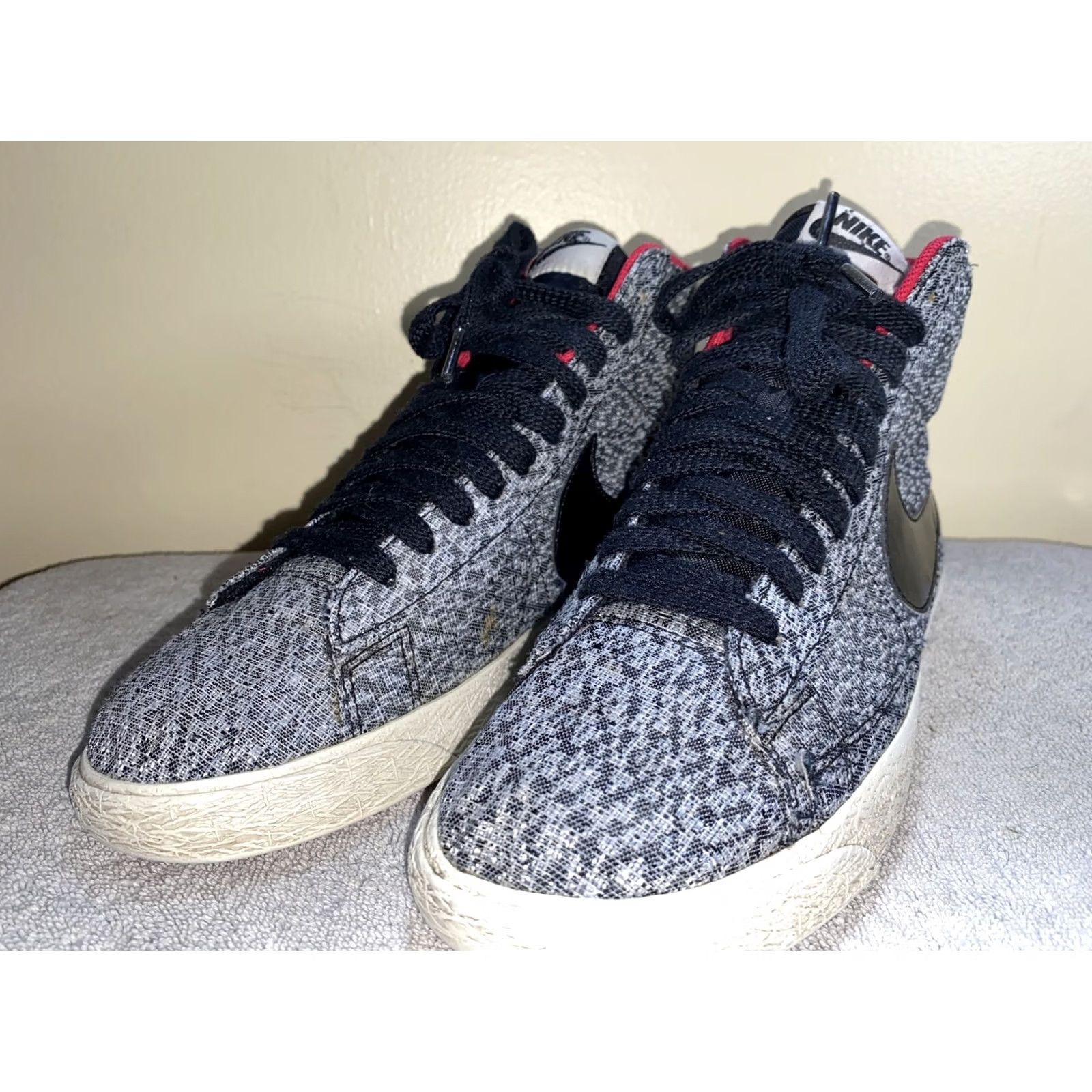 Nike Nike Blazer Mid Women Sneaker Black Lace 7 Size M / US 6-8 / IT 42-44 - 3 Thumbnail
