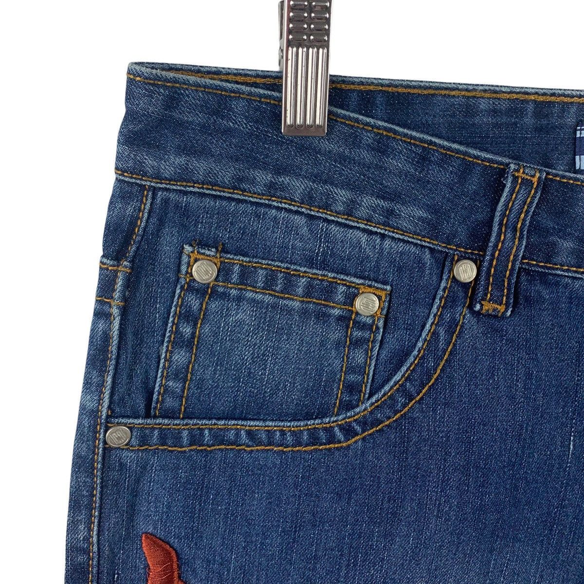 Japanese Brand LOT 29 x BUGS BUNNY embroidery design blue jeans Size US 34 / EU 50 - 6 Thumbnail