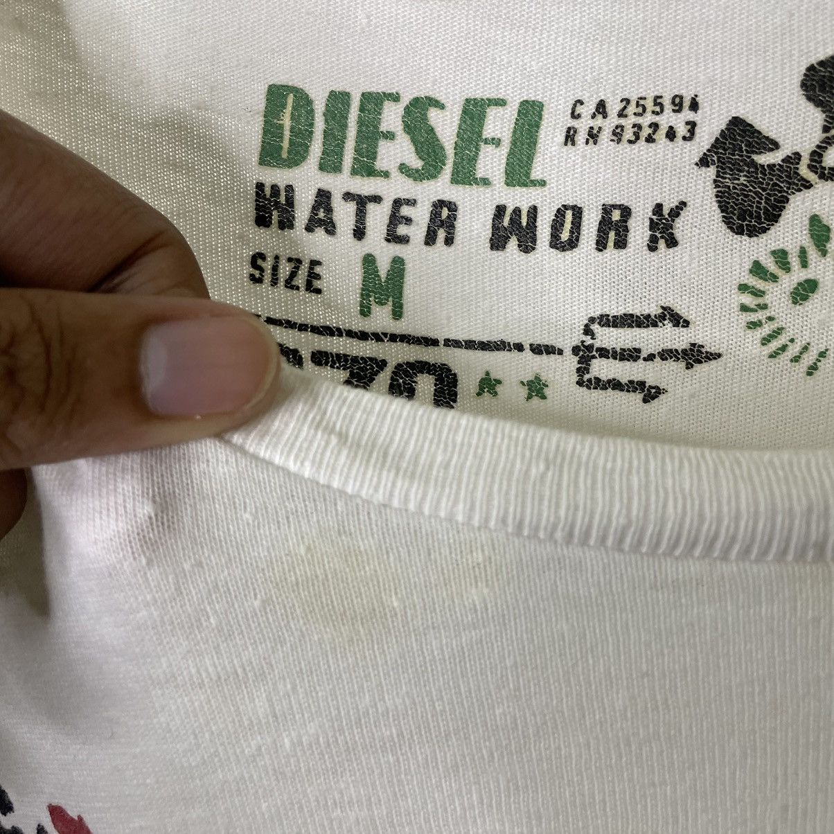 Diesel Y2K Diesel Waterwork Mohawk Graphic T Shirt Size US L / EU 52-54 / 3 - 4 Thumbnail