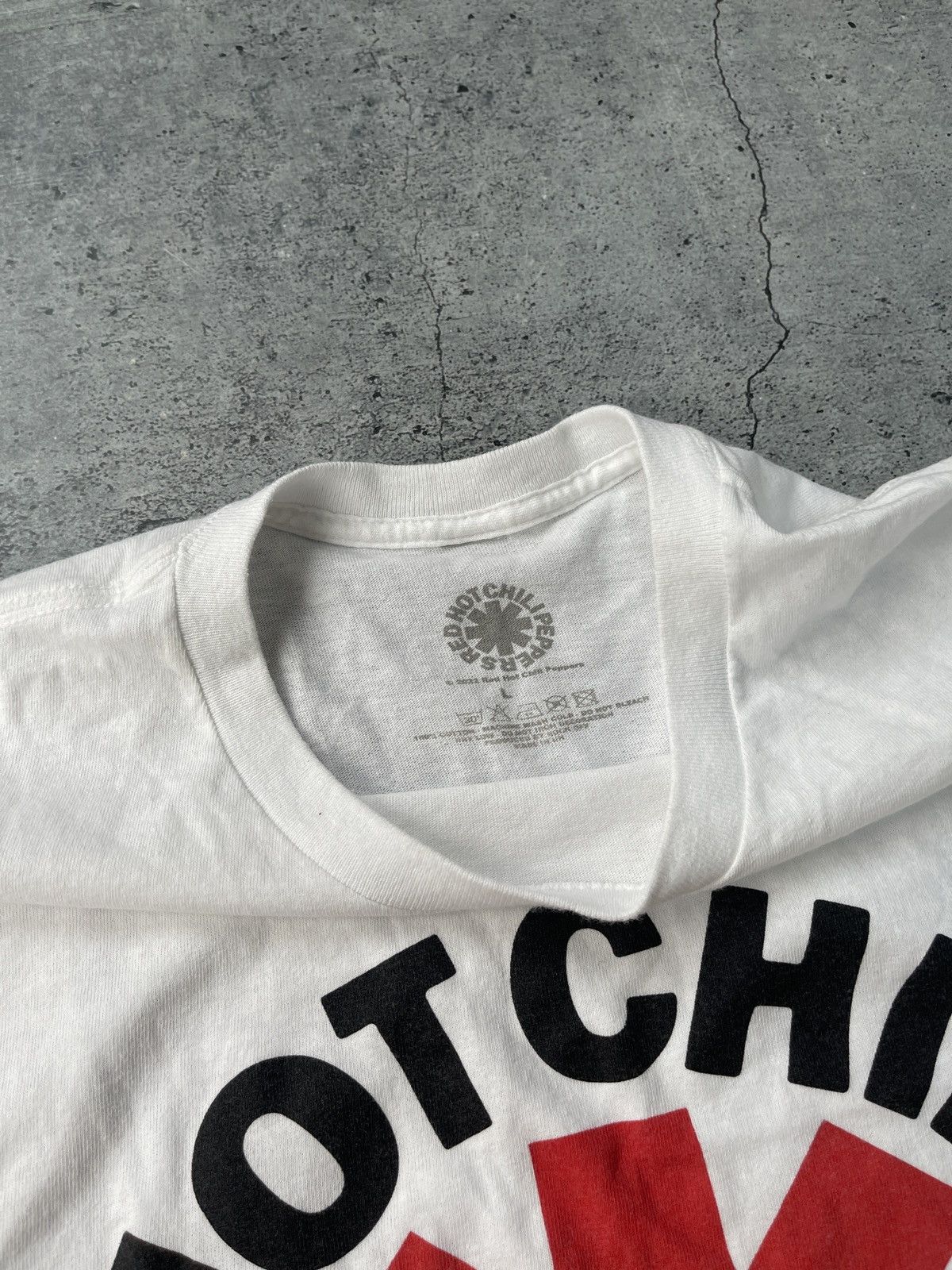 Band Tees Red hot chili peppers RHCP vintage white t-shirt Xl 2012 big Size US L / EU 52-54 / 3 - 4 Thumbnail