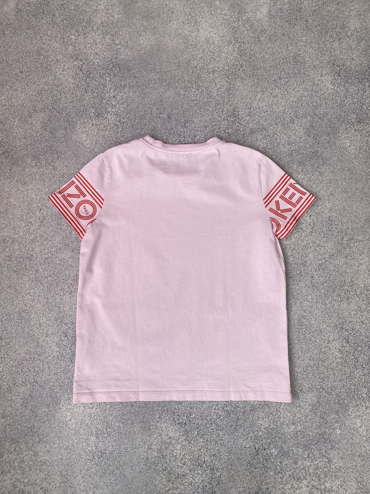 Kenzo × Vintage Vintage Kenzo Women’s Pink Printed T-Shirt Size XS / US 0-2 / IT 36-38 - 11 Thumbnail