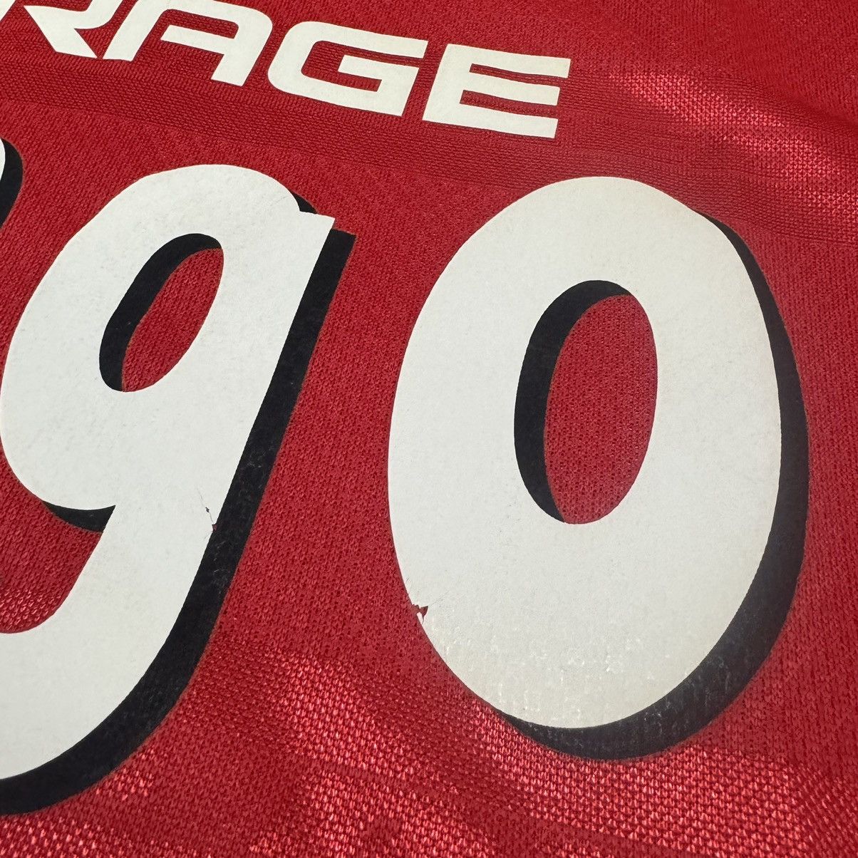 Puma Urawa Reds 99/00 home shirt (bnwt) Size US M / EU 48-50 / 2 - 5 Thumbnail