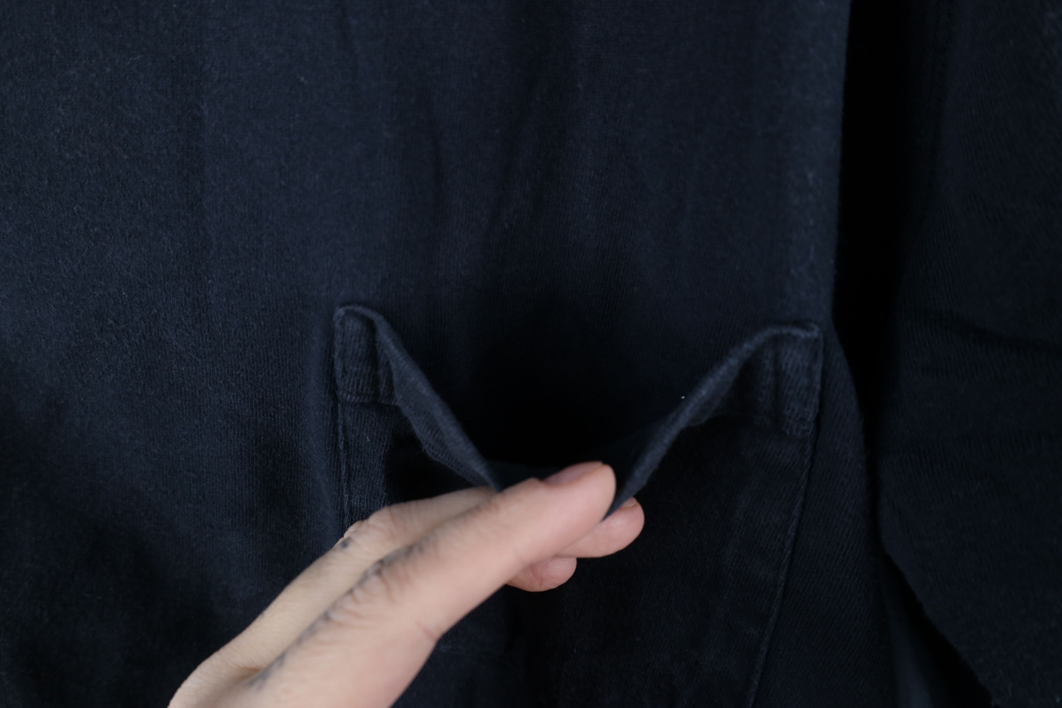 Lands' End × Vintage Vintage 90s Lands End Blank Cotton Pocket T-Shirt Navy Blue Size US L / EU 52-54 / 3 - 4 Thumbnail