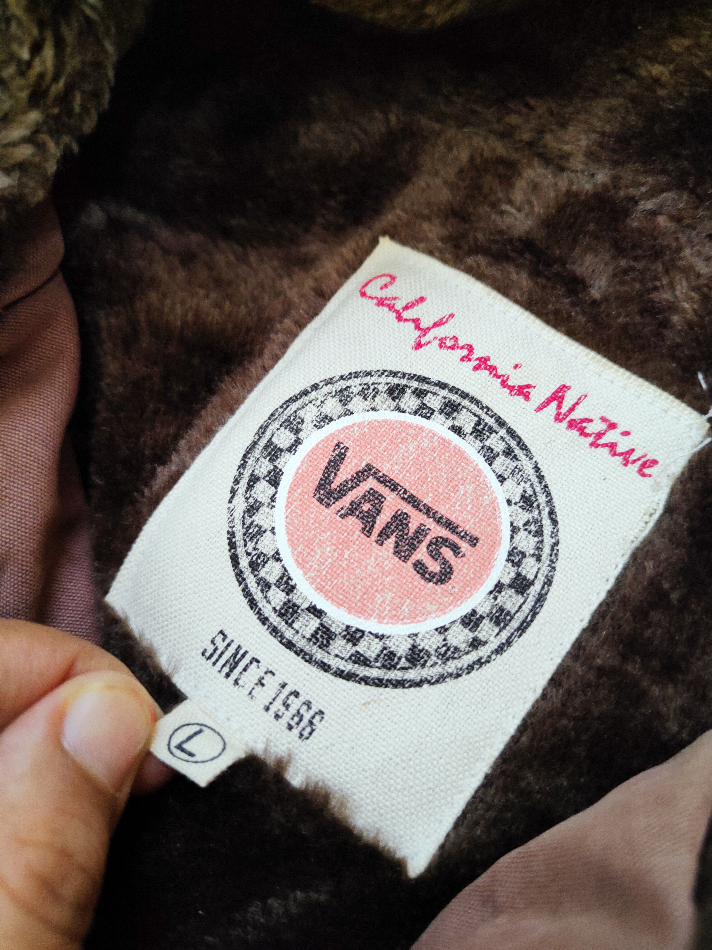 Japanese Brand × Vans × Vintage Vans Dark Brown Faded Sweater Jackets #W264 Size US L / EU 52-54 / 3 - 17 Thumbnail